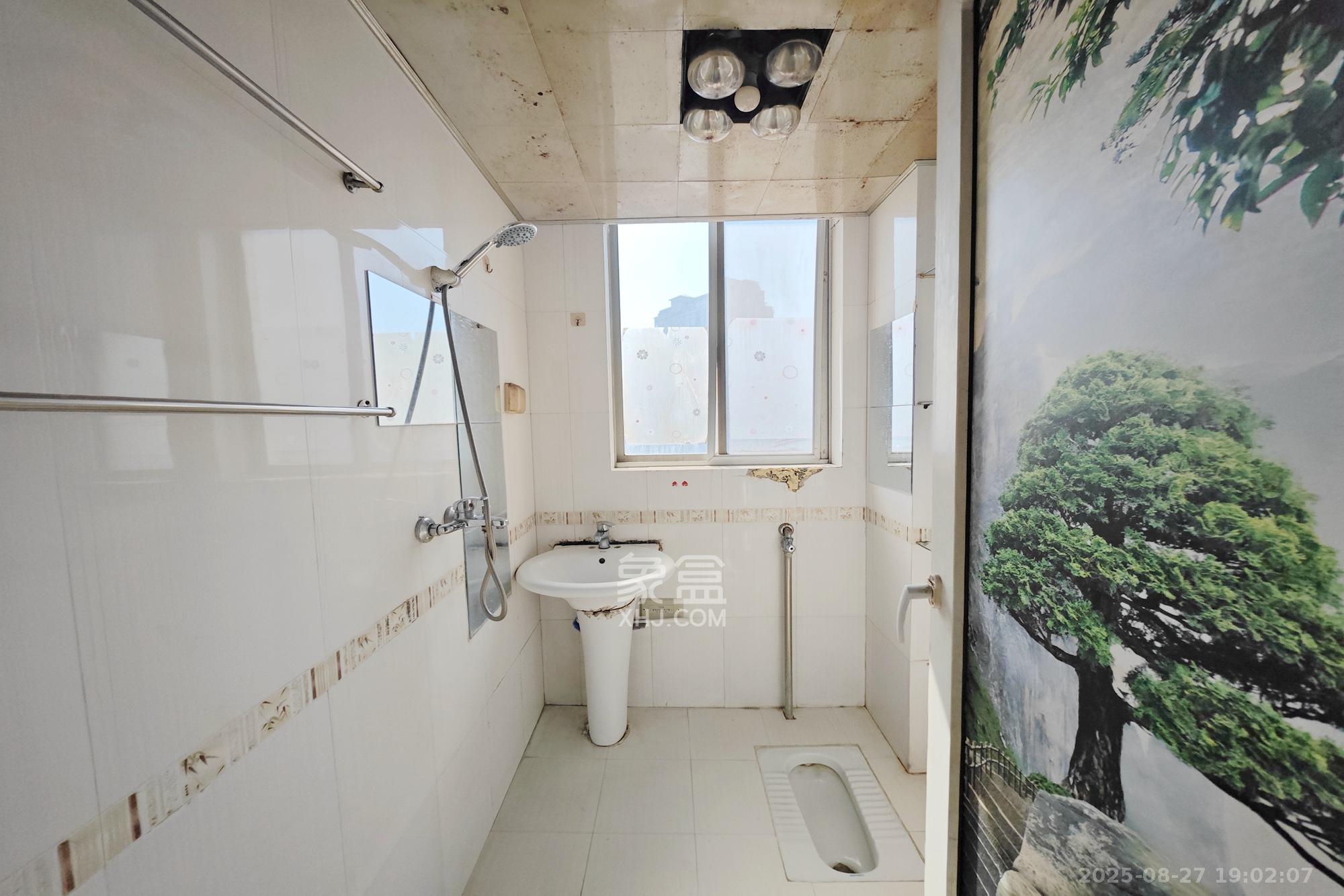 东方新世界  2室1厅1卫    65.0万 东方新世界  2室1厅1卫    65.0万其他