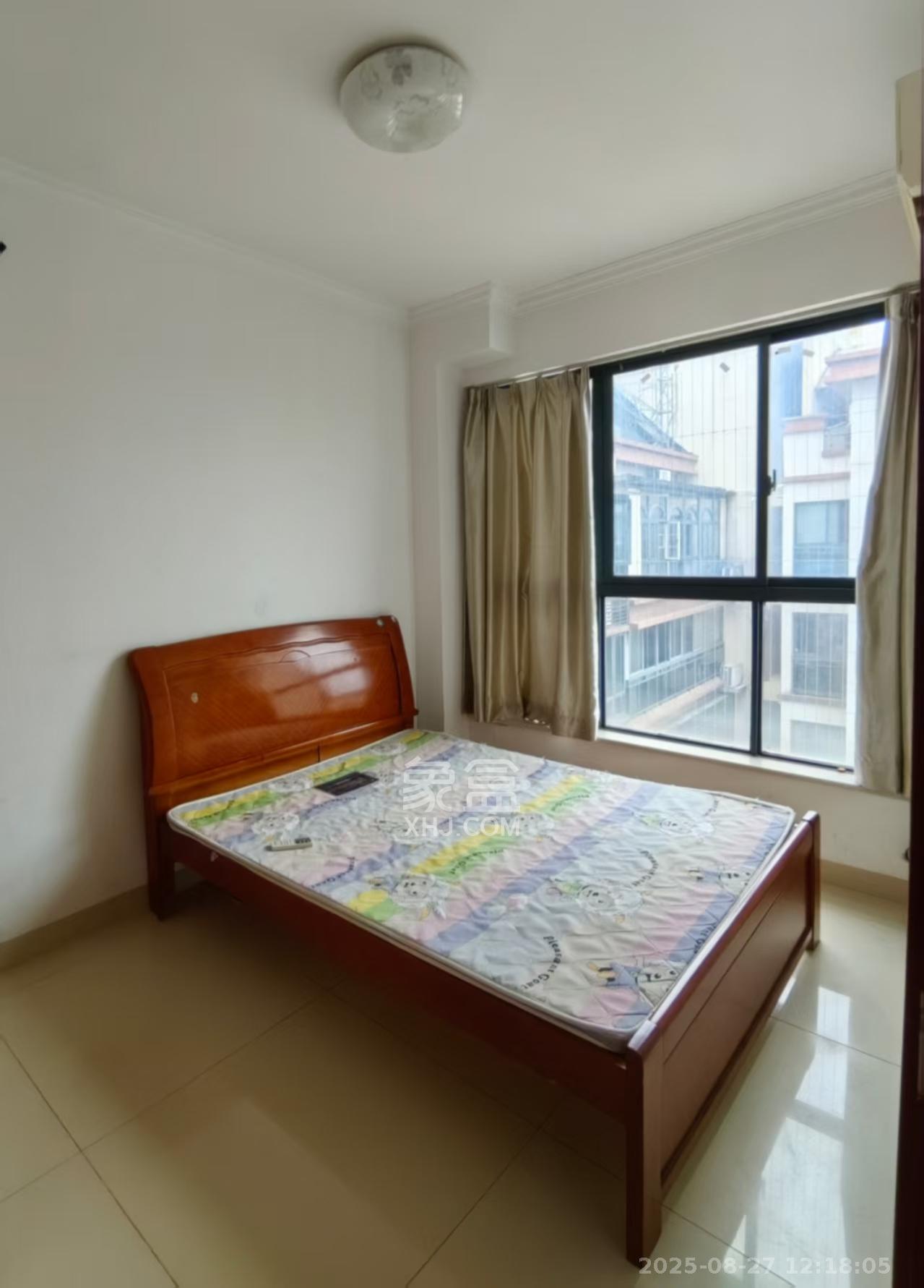 珠江东方明珠（新地东方明珠）三期  3室2厅1卫    1600.0元/月室内图