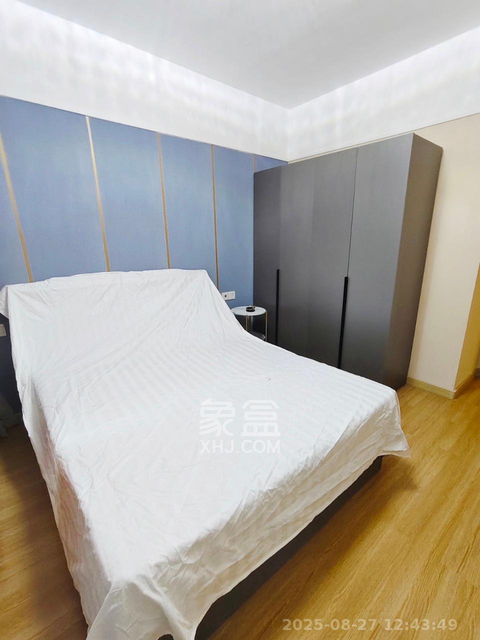 雅居乐依云小镇 2室2厅1卫 45.8万 雅居乐依云小镇 2室2厅1卫 45.8万卧室