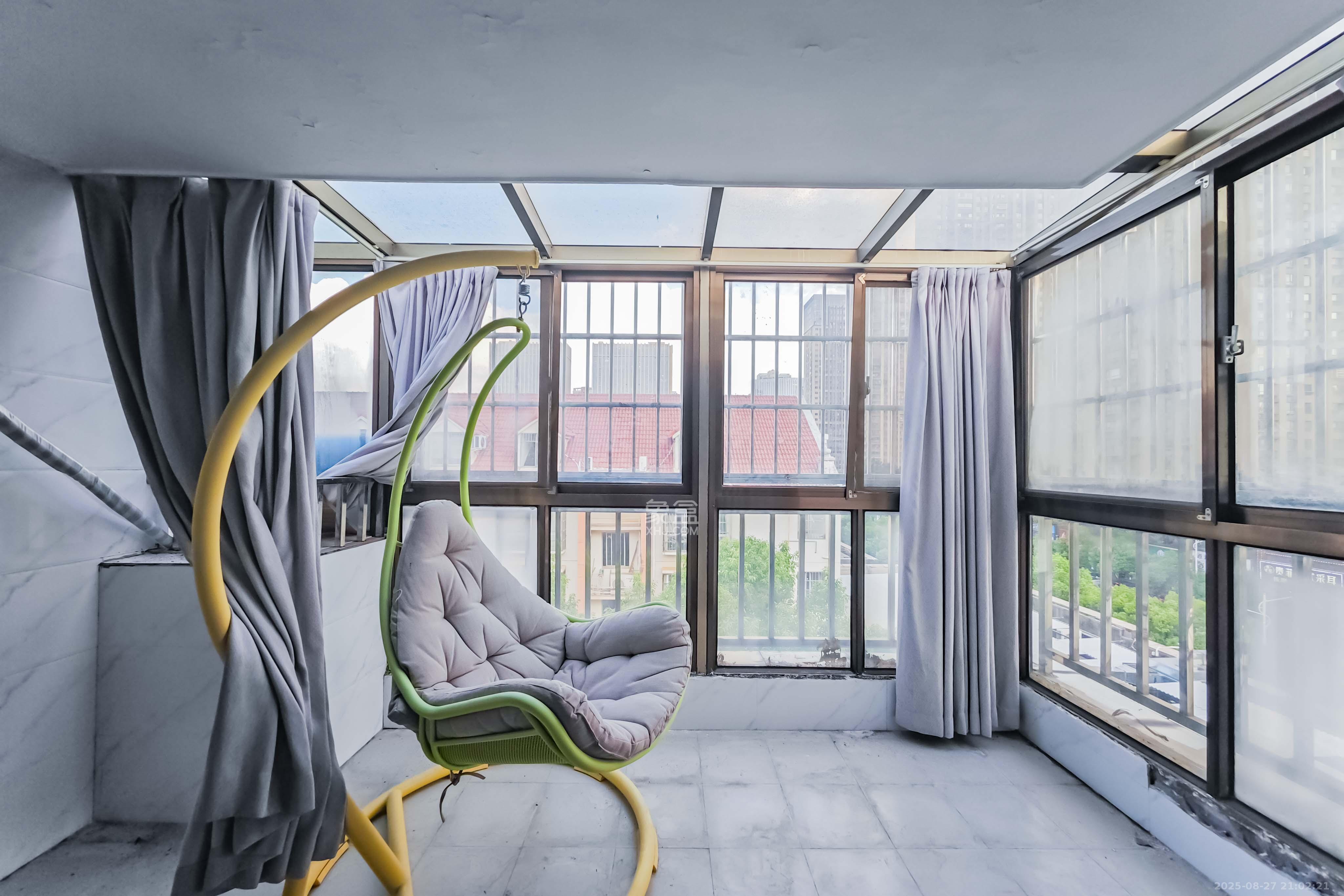 新星小区  5室2厅2卫    65.0万 新星小区  5室2厅2卫    65.0万卧室