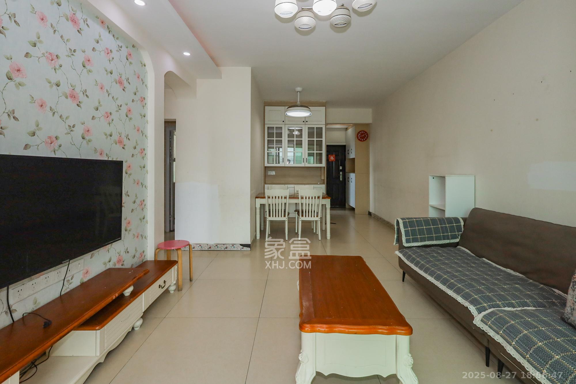 滨江一号(丰泰花园)  3室2厅1卫    89.0万 滨江一号(丰泰花园)  3室2厅1卫    89.0万