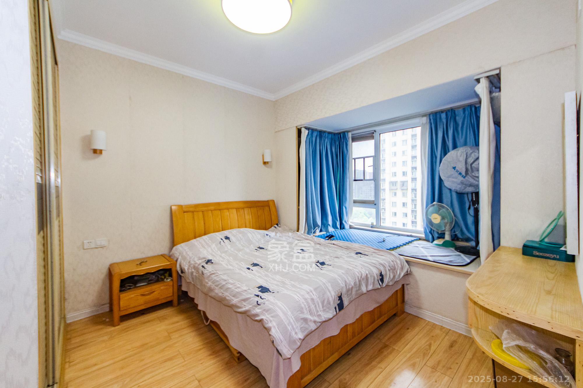 万国城(当代满庭春MOMA)三期  3室2厅2卫    2000.0元/月 万国城(当代满庭春MOMA)三期  3室2厅2卫    2000.0元/月室内图