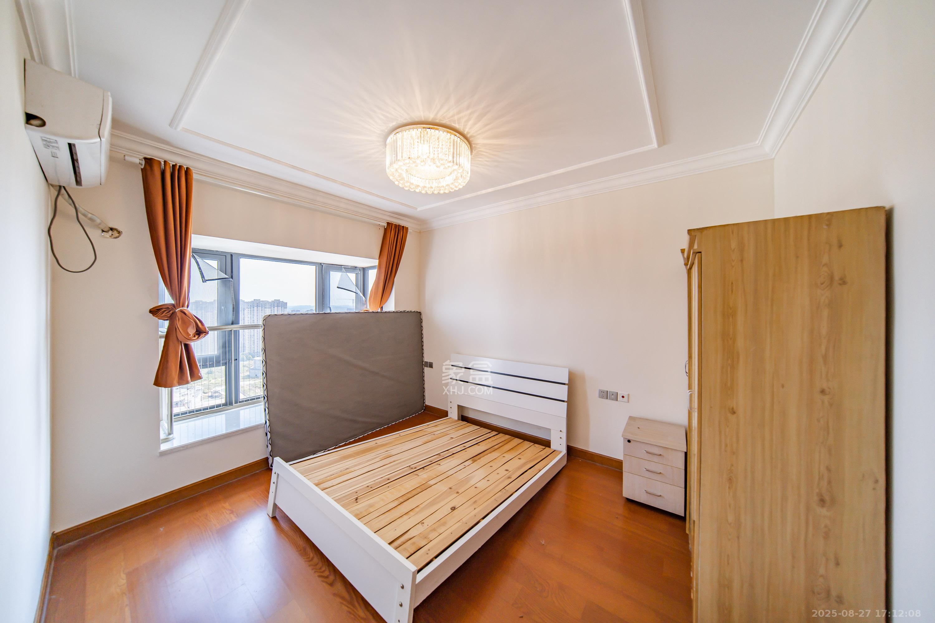 恒大文化旅游城A区  1室0厅0卫    80.0万 恒大文化旅游城A区  1室0厅0卫    80.0万卧室