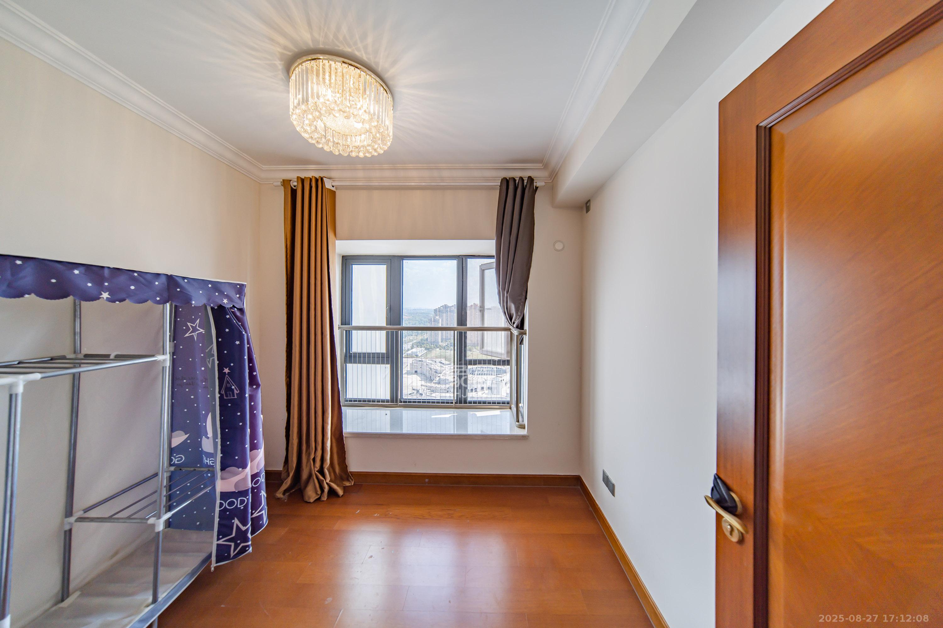 恒大文化旅游城A区  1室0厅0卫    80.0万 恒大文化旅游城A区  1室0厅0卫    80.0万卧室