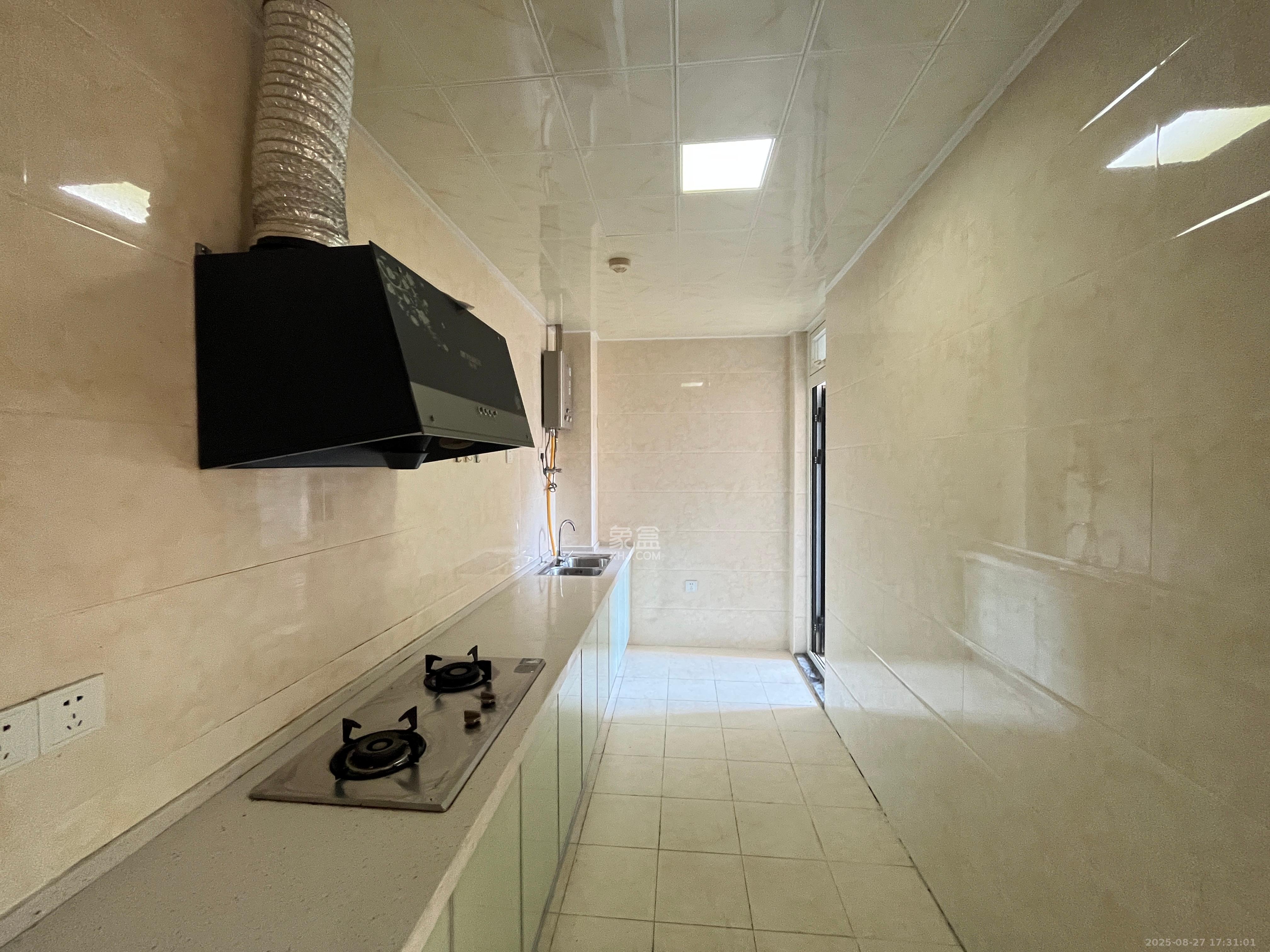 北辰三角洲E4区 1室2厅1卫 2800.0元/月 北辰三角洲E4区 1室2厅1卫 2800.0元/月室内图