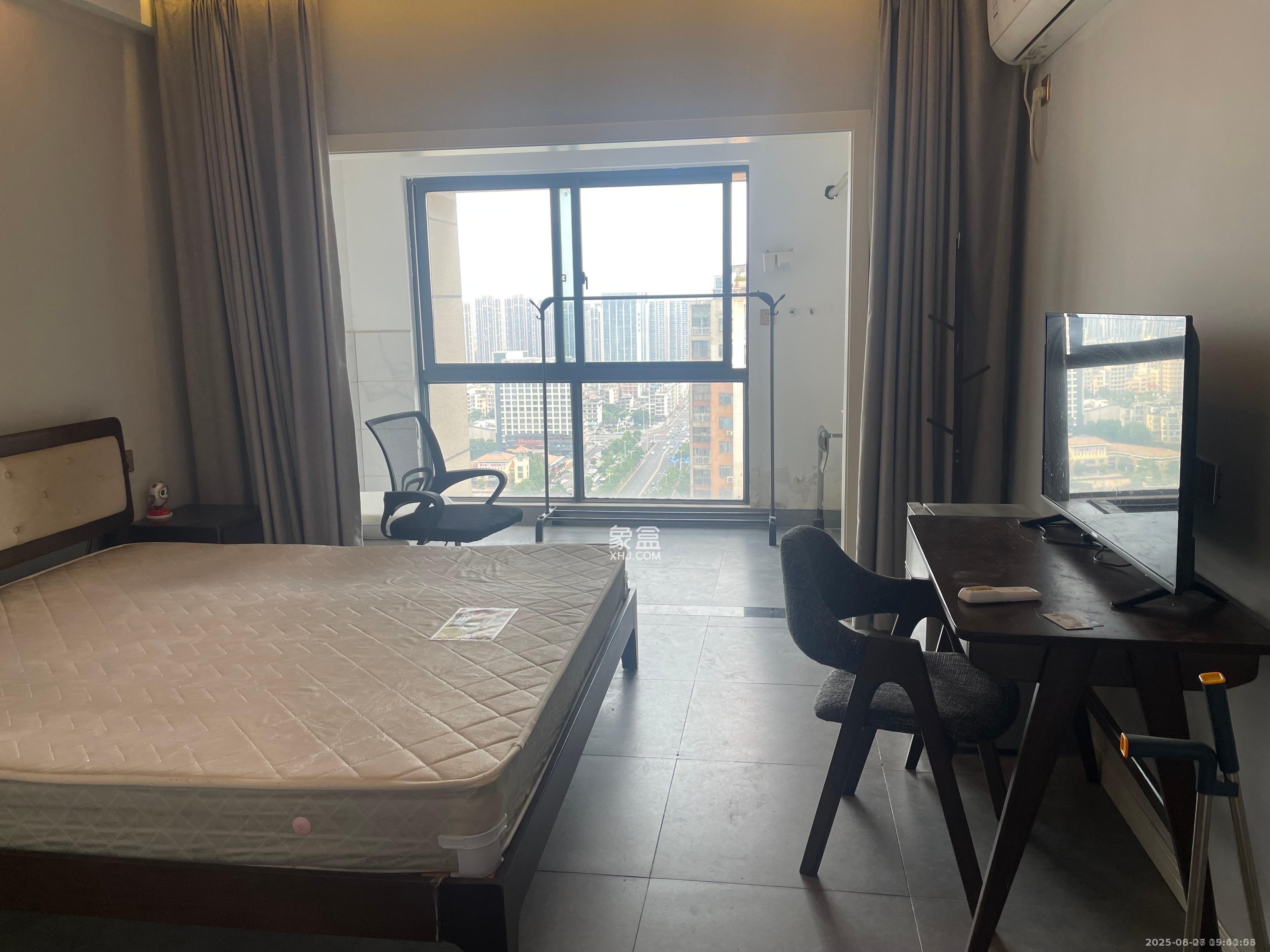 明发国际城 1室1厅1卫 1100.0元/月 明发国际城 1室1厅1卫 1100.0元/月室内图