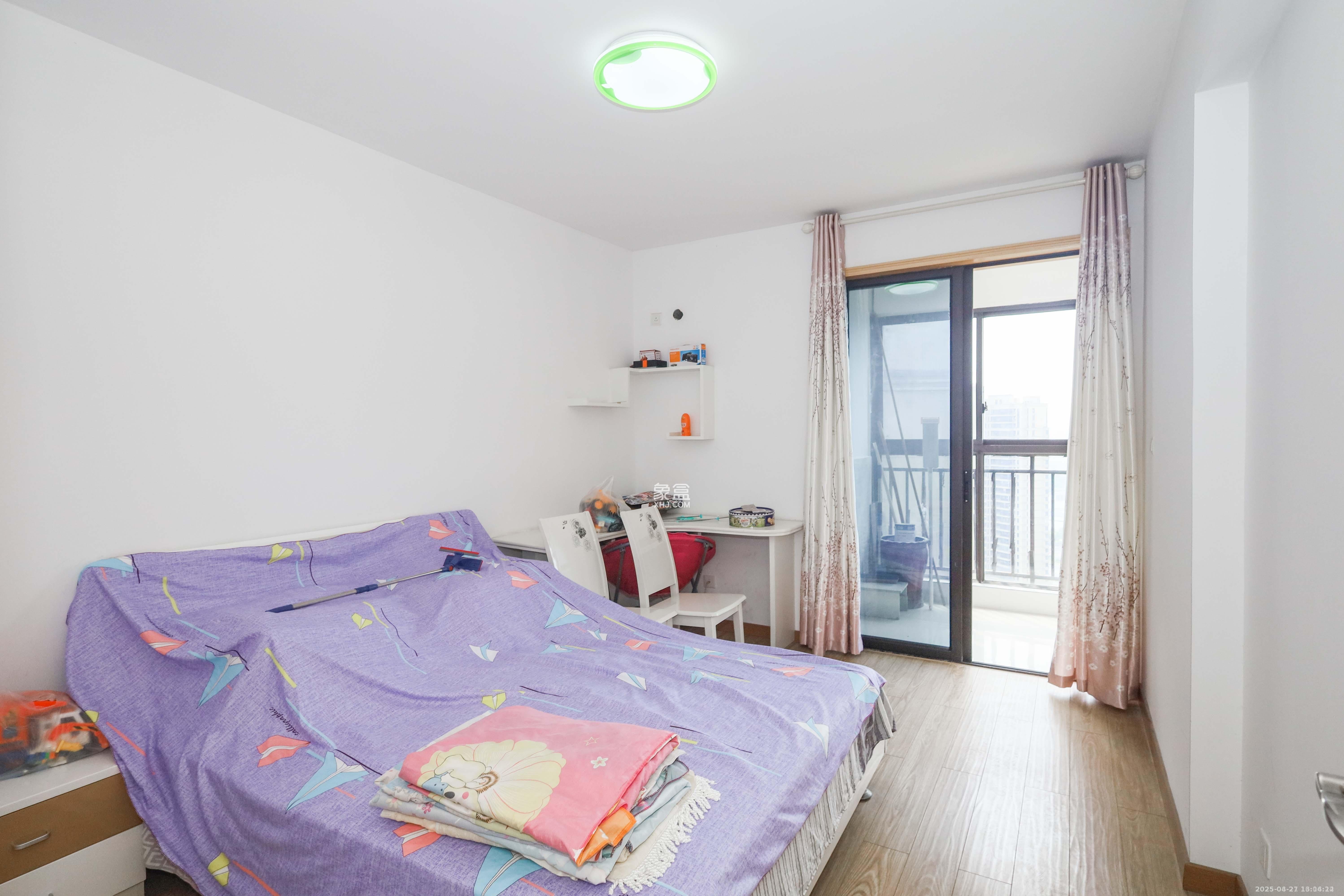 保利麓谷林语E区 1室2厅2卫 2500.0元/月 保利麓谷林语E区 1室2厅2卫 2500.0元/月室内图