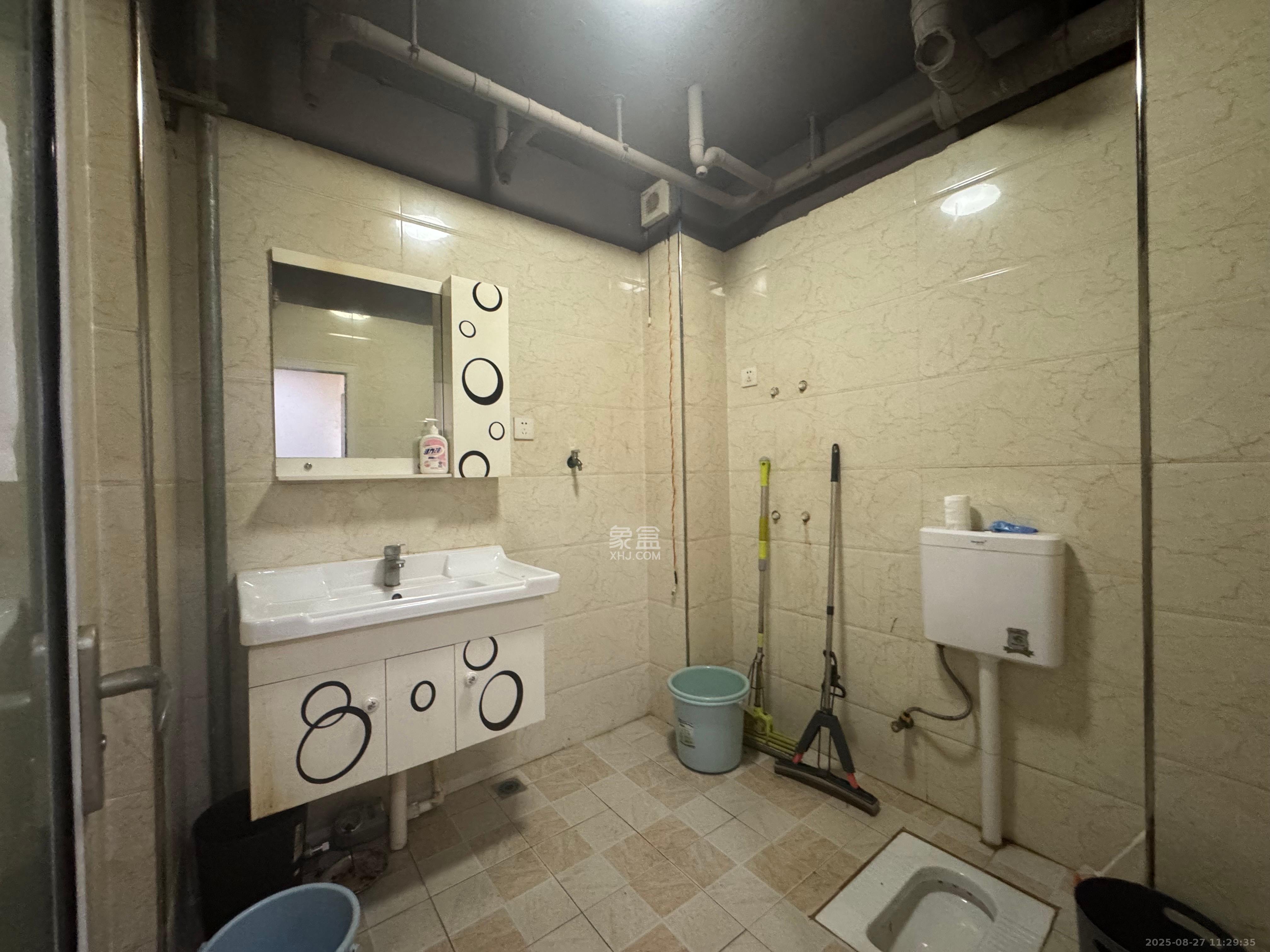 蓝湾国际广场  1室0厅0卫    3600.0元/月室内图