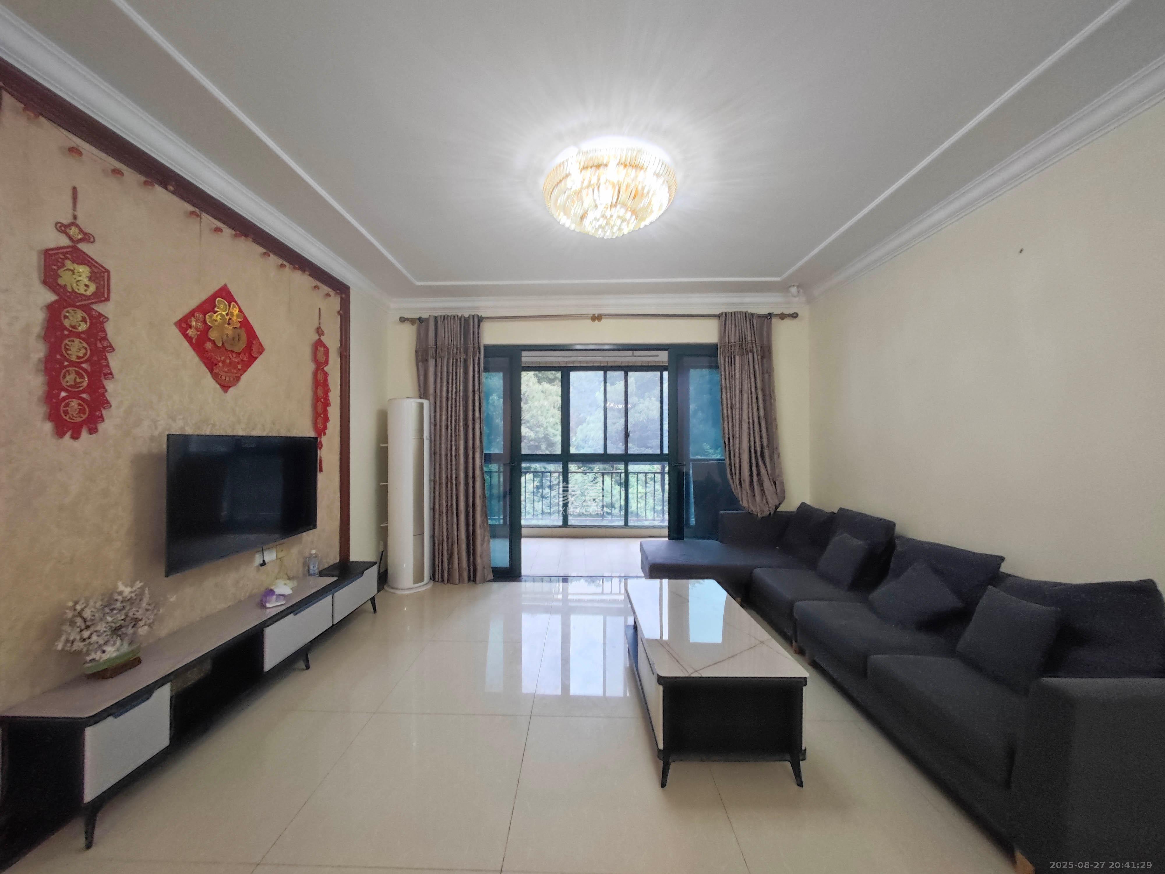 恒大城  3室2厅2卫    96.0万 恒大城  3室2厅2卫    96.0万