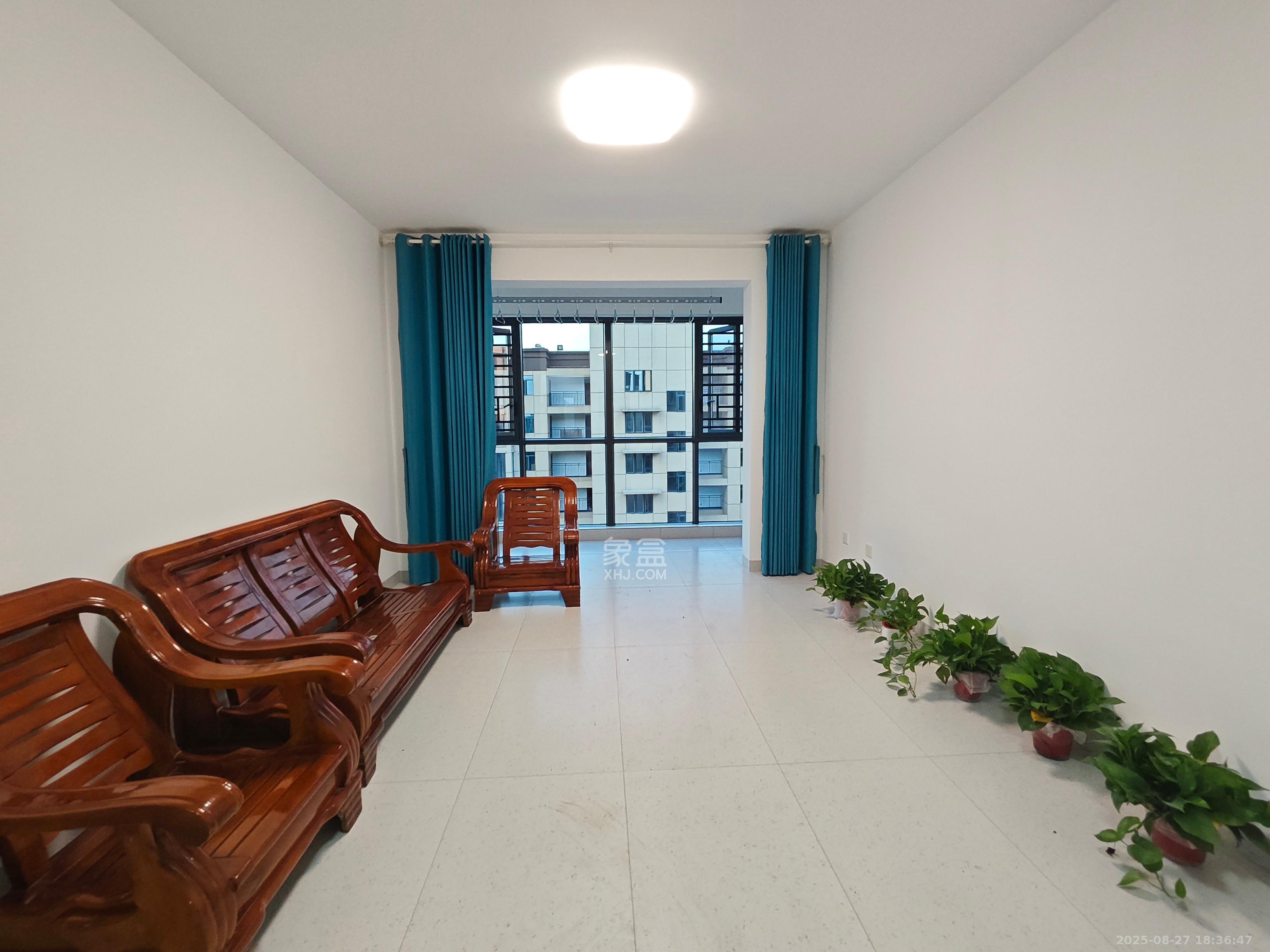 先锋新宇  2室1厅1卫    1800.0元/月室内图