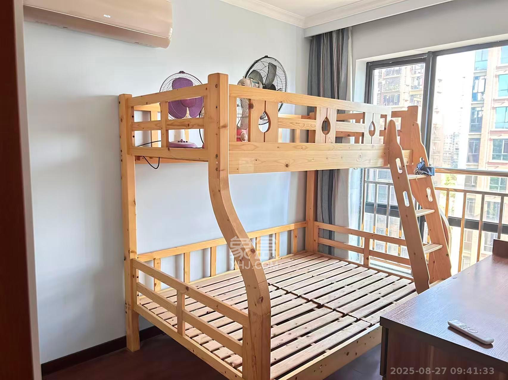 金谷豪庭 2室2厅1卫 1600.0元/月 金谷豪庭 2室2厅1卫 1600.0元/月室内图