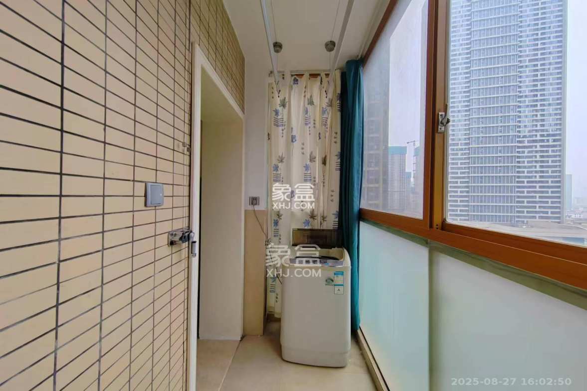 天健芙蓉盛世一期  1室1厅1卫    1400.0元/月 天健芙蓉盛世一期  1室1厅1卫    1400.0元/月室内图