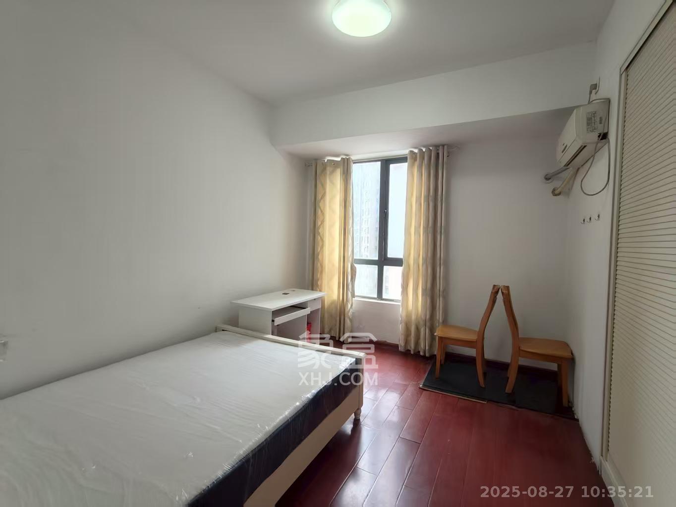 万博汇 2室1厅1卫 2100.0元/月 万博汇 2室1厅1卫 2100.0元/月室内图