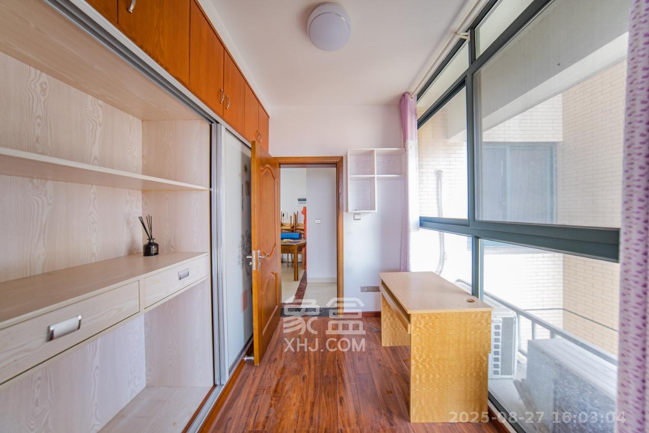 洋湖时代 2室2厅1卫 2000.0元/月 洋湖时代 2室2厅1卫 2000.0元/月室内图