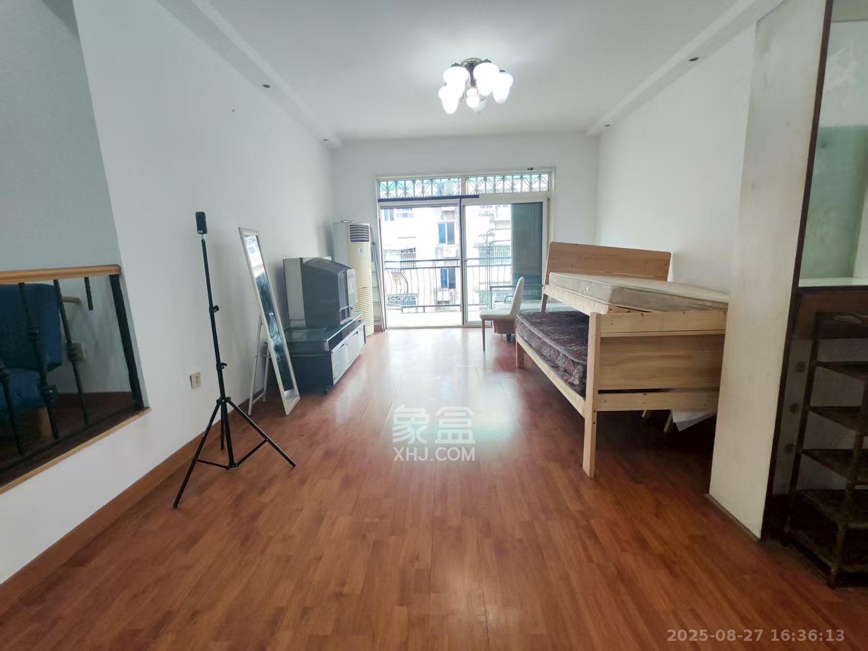 长鑫美树园 3室2厅2卫 2200.0元/月 长鑫美树园 3室2厅2卫 2200.0元/月室内图