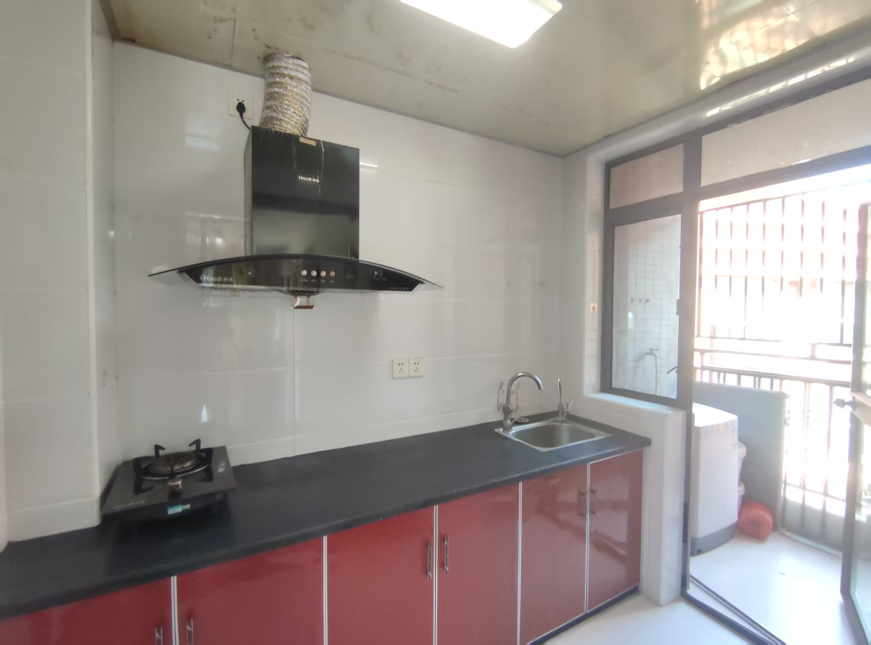 中泰峰境 2室2厅1卫 1400.0元/月 中泰峰境 2室2厅1卫 1400.0元/月室内图