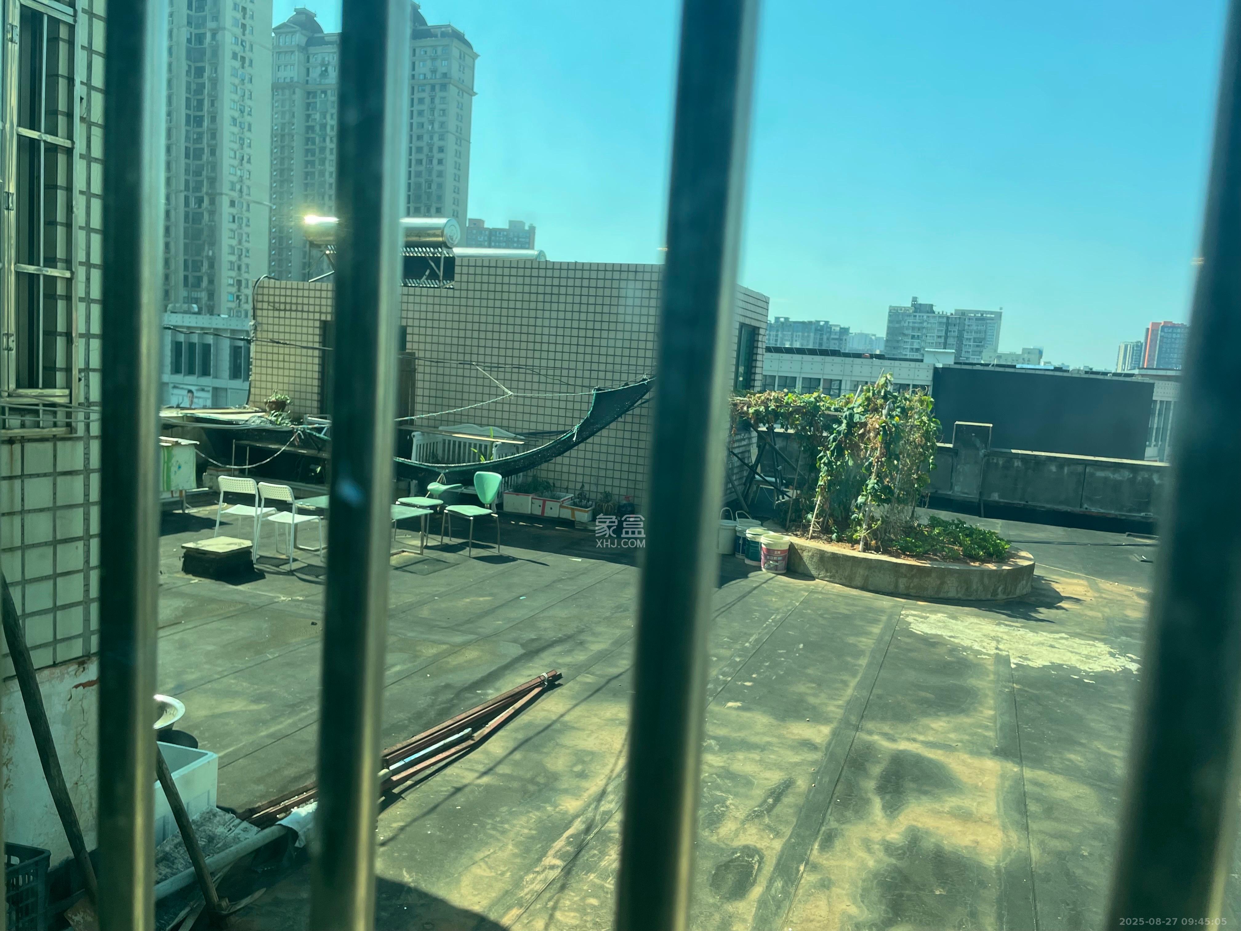 宏轩花苑  3室2厅1卫    2600.0元/月 宏轩花苑  3室2厅1卫    2600.0元/月