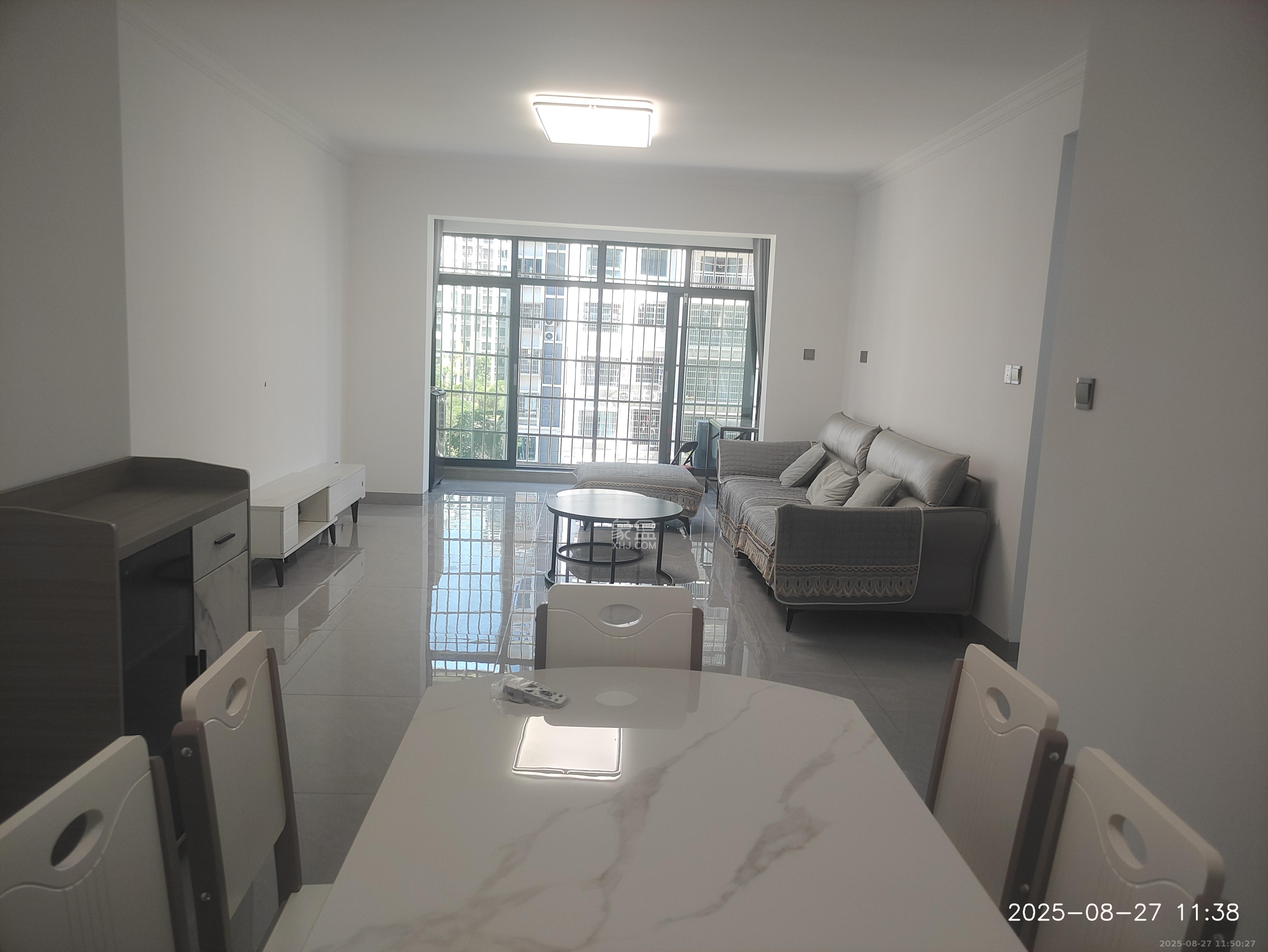 坪山家园 3室2厅2卫 3000.0元/月 坪山家园 3室2厅2卫 3000.0元/月室内图