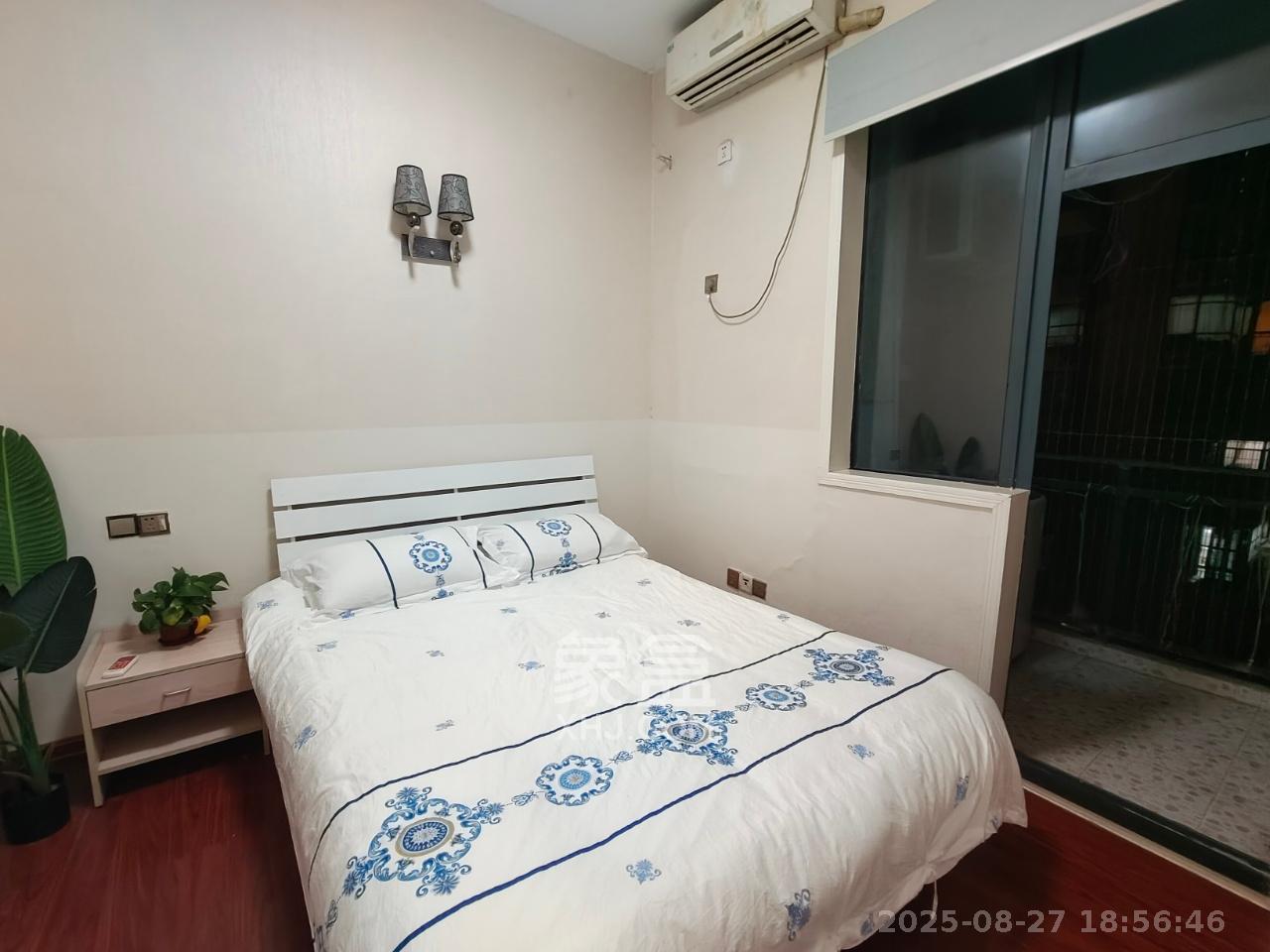 融圣国际  3室1厅2卫    4200.0元/月 融圣国际  3室1厅2卫    4200.0元/月室内图1