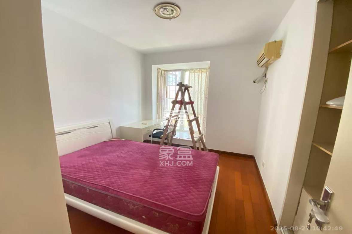 金铎嘉苑 3室2厅2卫 2800.0元/月 金铎嘉苑 3室2厅2卫 2800.0元/月室内图