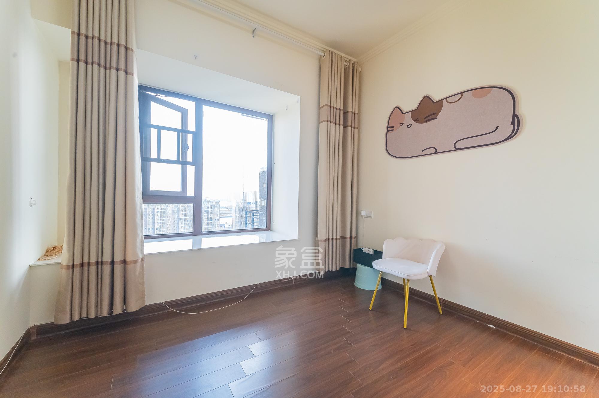 碧桂园中央花园  3室2厅2卫    78.0万 碧桂园中央花园  3室2厅2卫    78.0万卧室