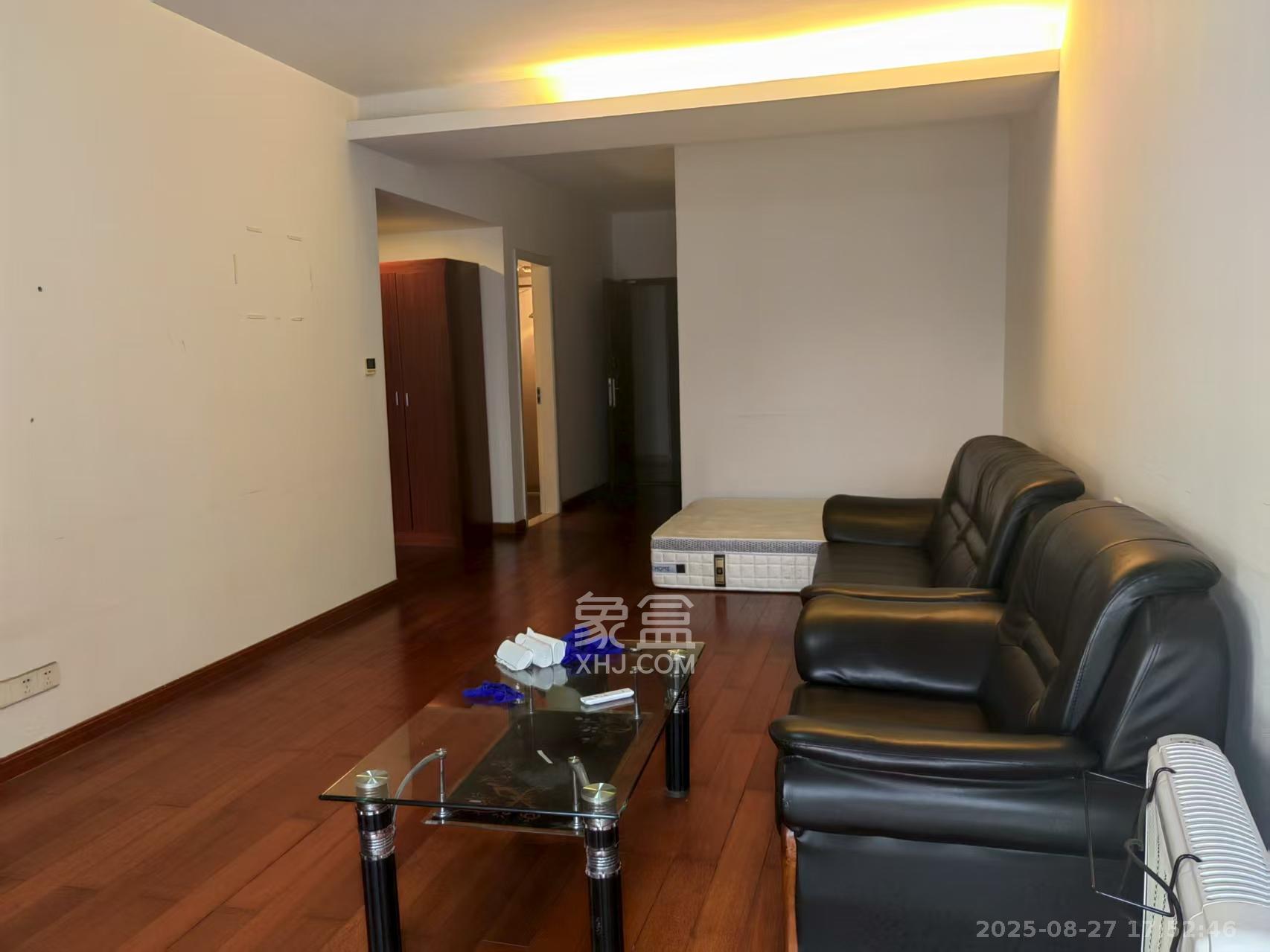 北辰三角洲E5区  1室1厅1卫    2000.0元/月 北辰三角洲E5区  1室1厅1卫    2000.0元/月室内图