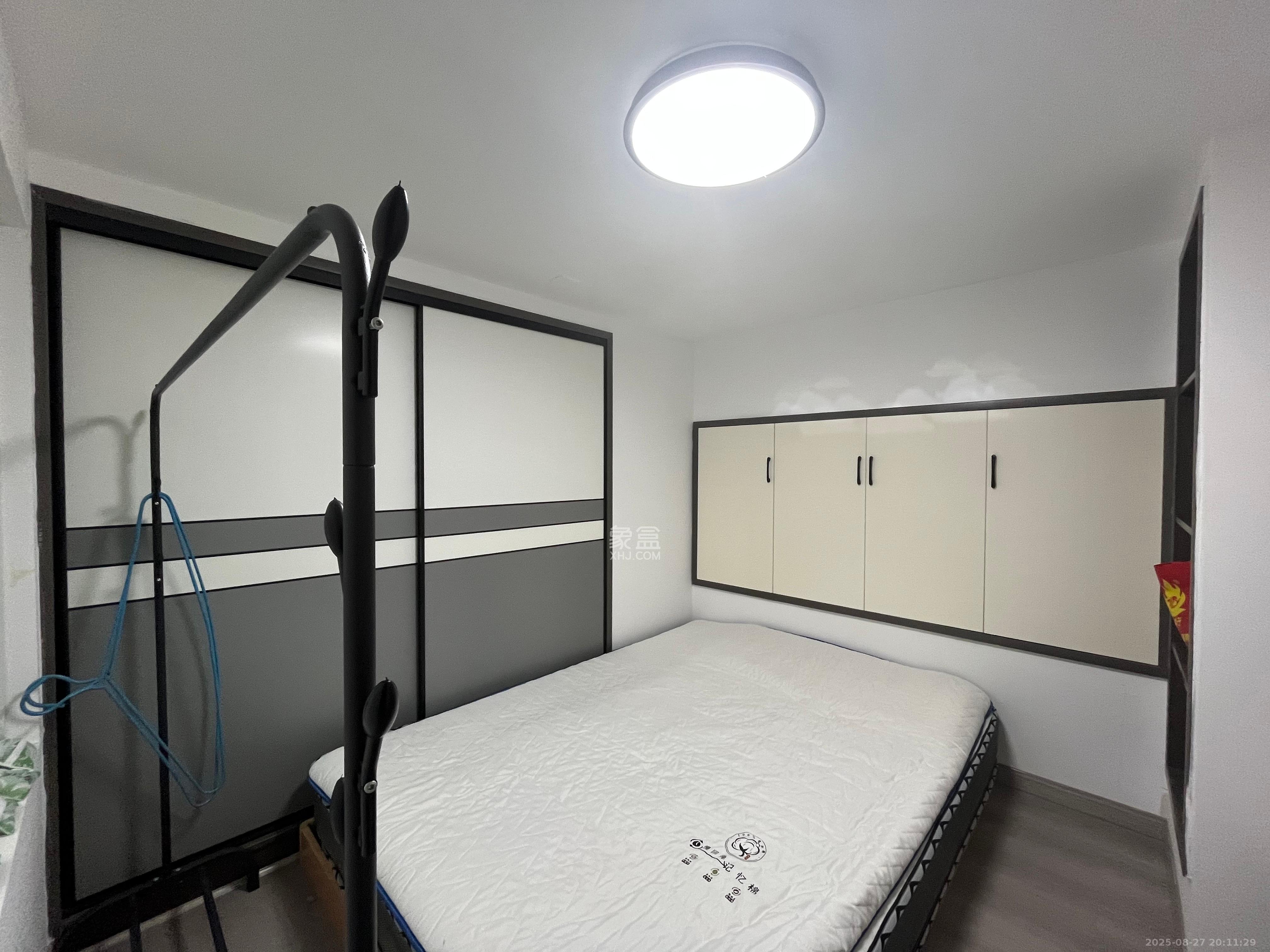 藏珑湖上公馆  2室1厅1卫    2300.0元/月室内图