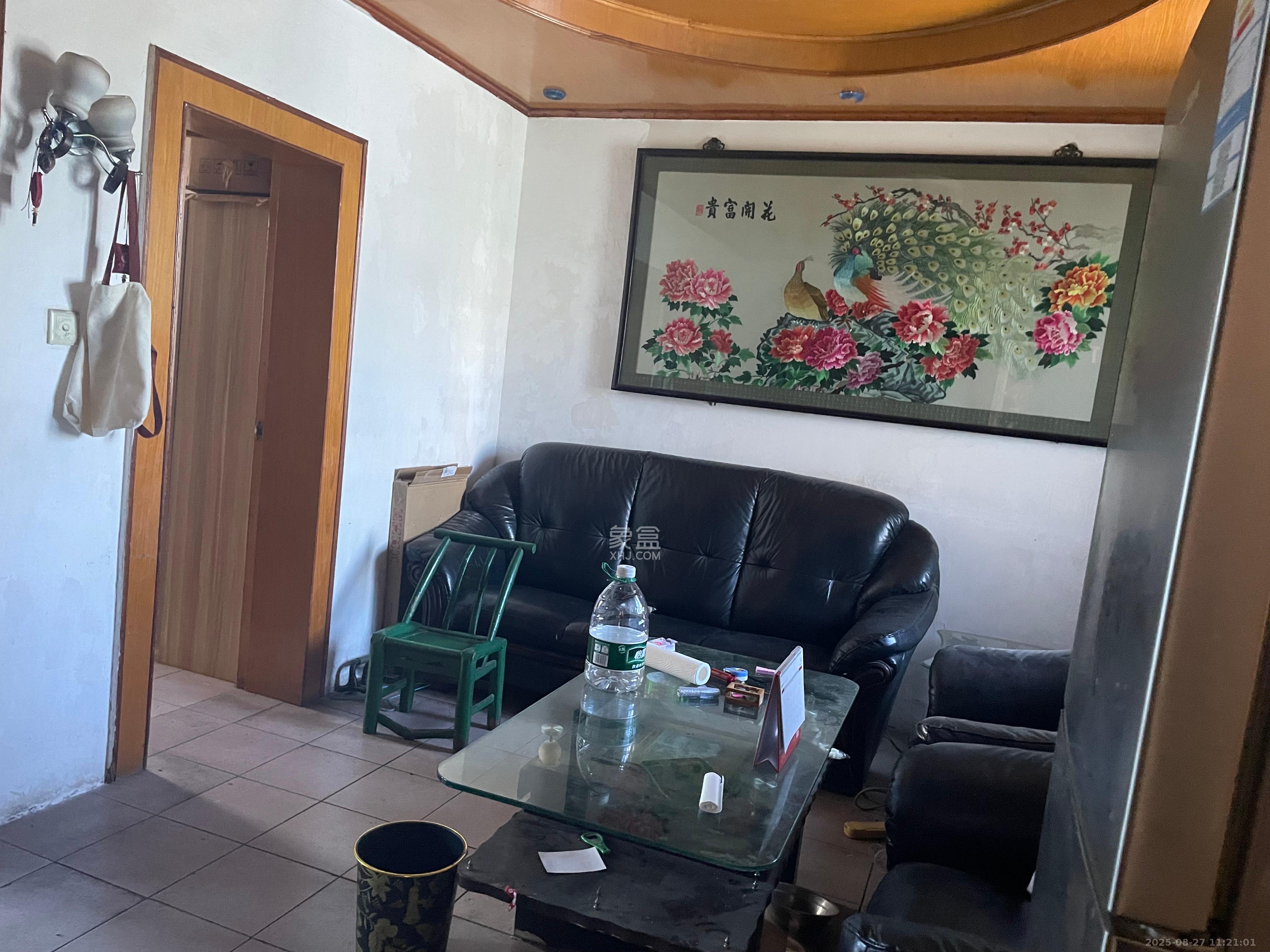 桔园小区1-8片  2室1厅1卫    800.0元/月 桔园小区1-8片  2室1厅1卫    800.0元/月室内图