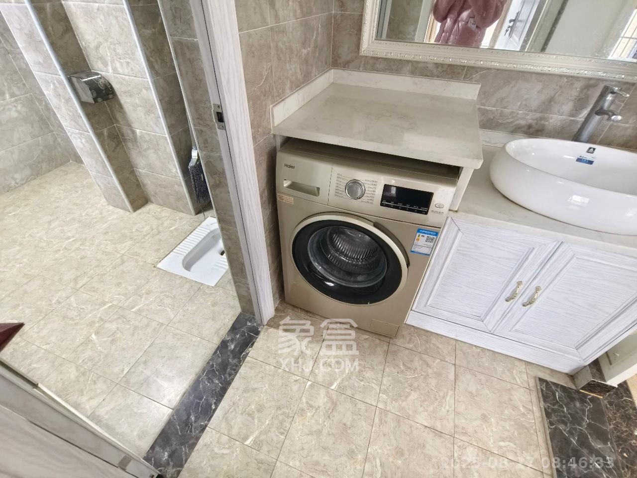 勤诚达新界  1室2厅1卫   2000.00元/月室内图