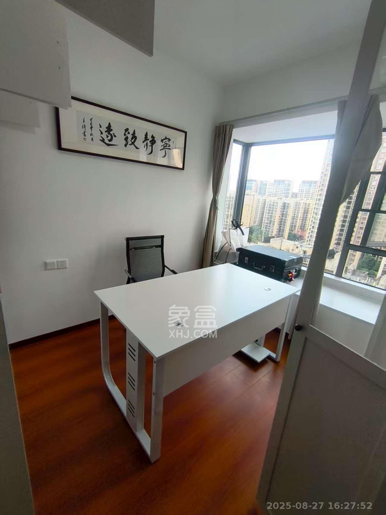 诺德滨江逸园（中铁逸园）  4室2厅2卫   4288.00元/月室内图