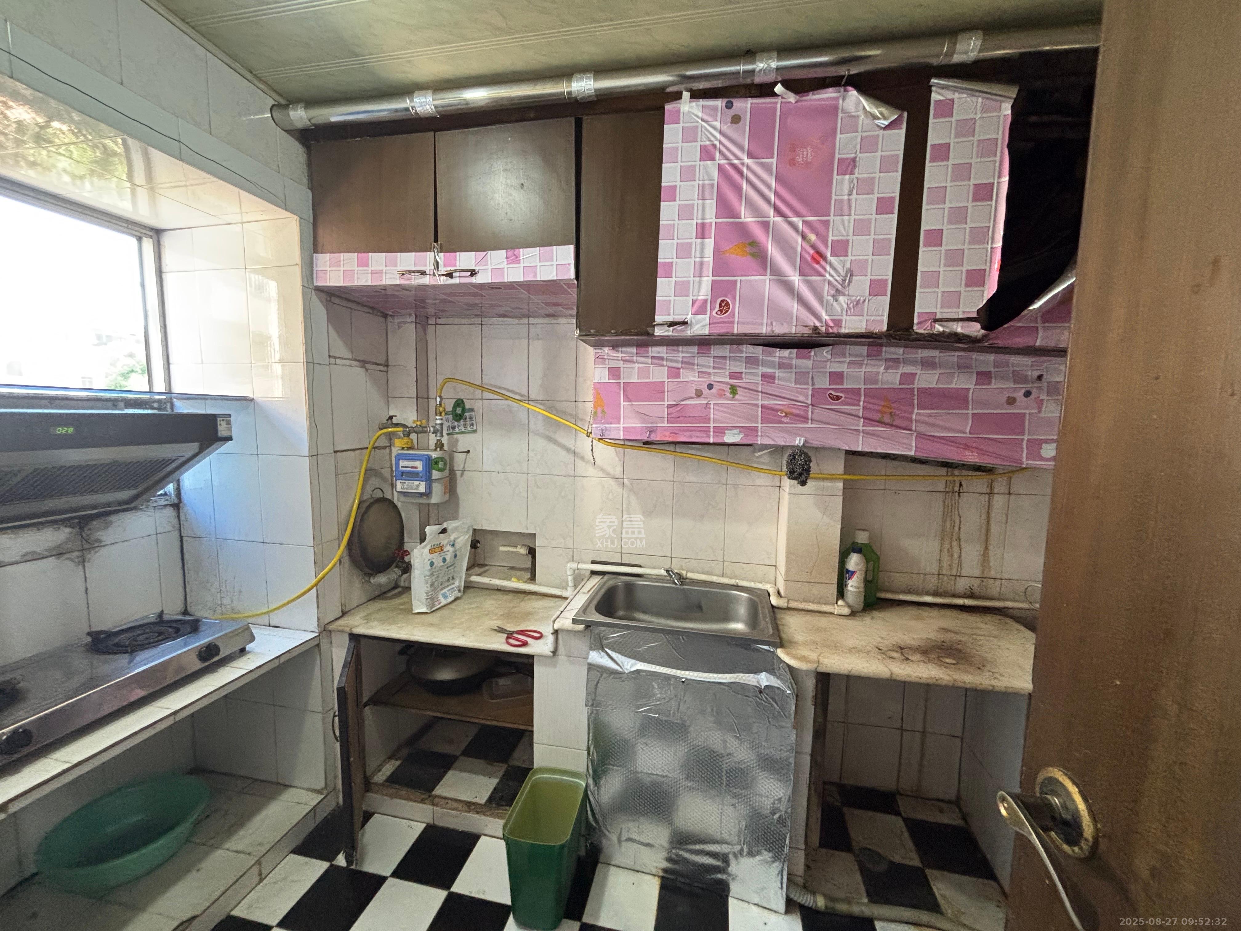 东风一村社区房(王家垅) 2室1厅1卫 1550.0元/月 东风一村社区房(王家垅) 2室1厅1卫 1550.0元/月室内图