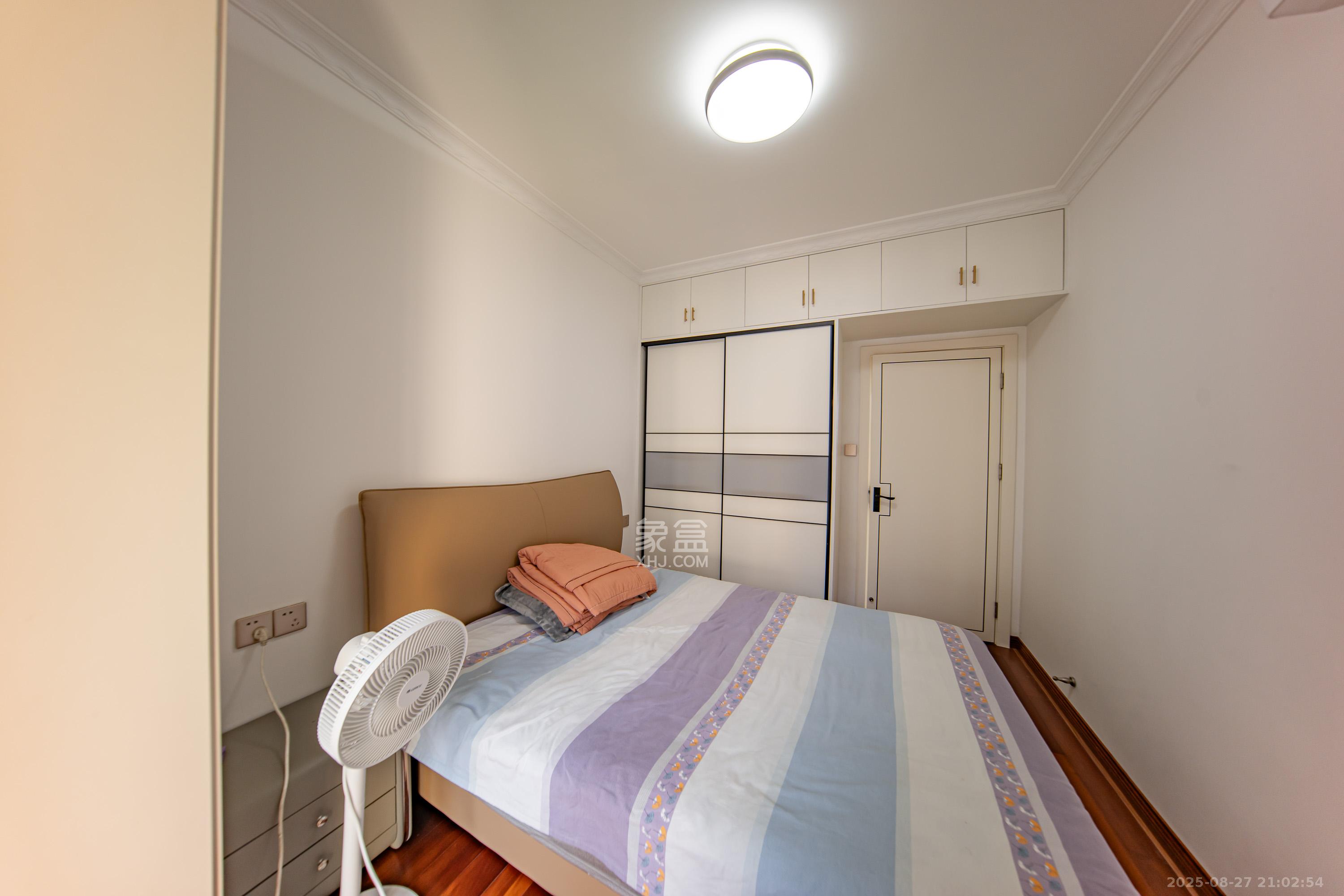 融创融公馆(融创臻苑)  3室2厅2卫    112.0万 融创融公馆(融创臻苑)  3室2厅2卫    112.0万卧室