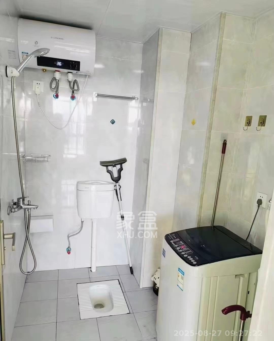 麓江春  1室0厅0卫   1600.00元/月室内图