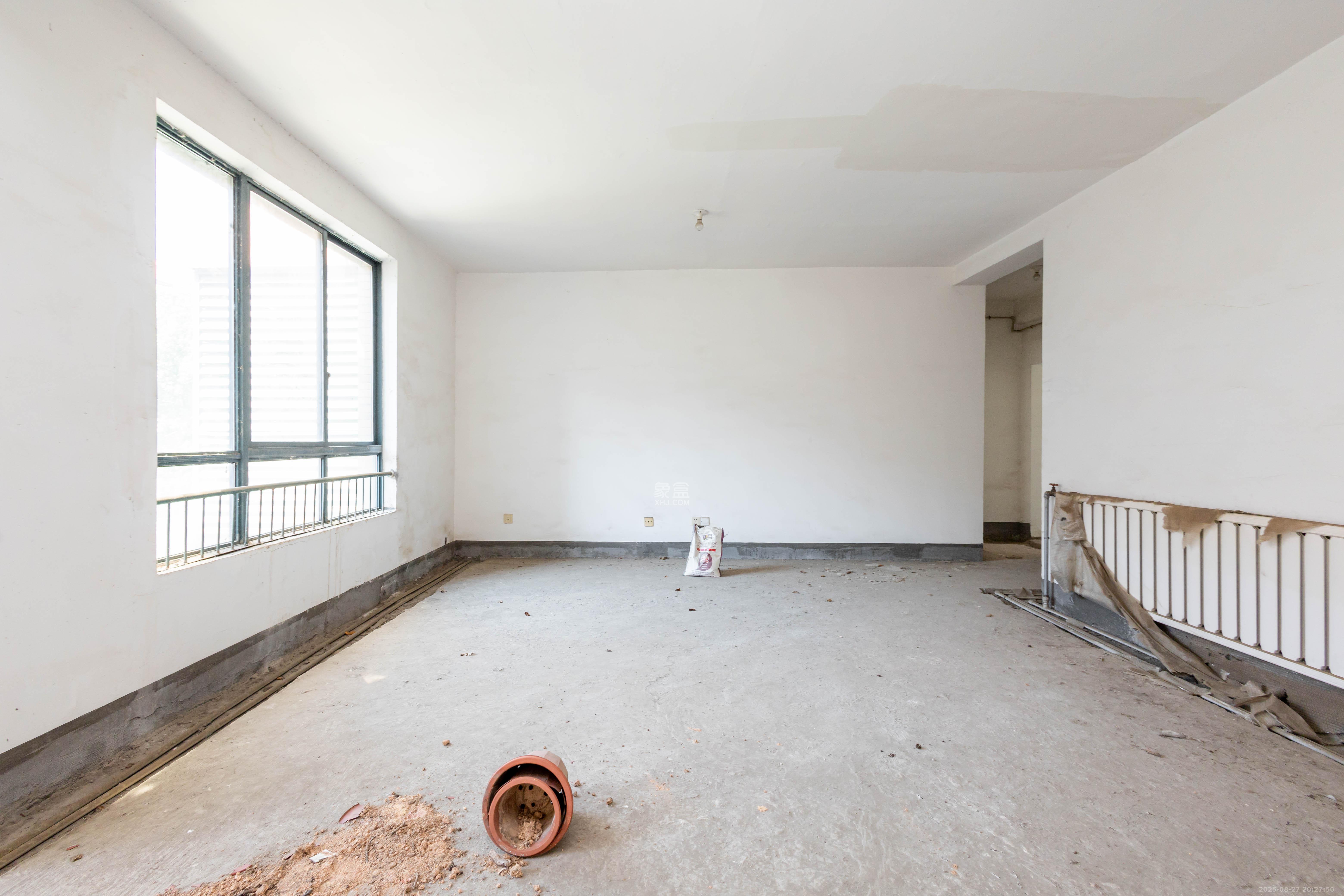 东业早安星城 3室2厅2卫 59.8万 东业早安星城 3室2厅2卫 59.8万客厅