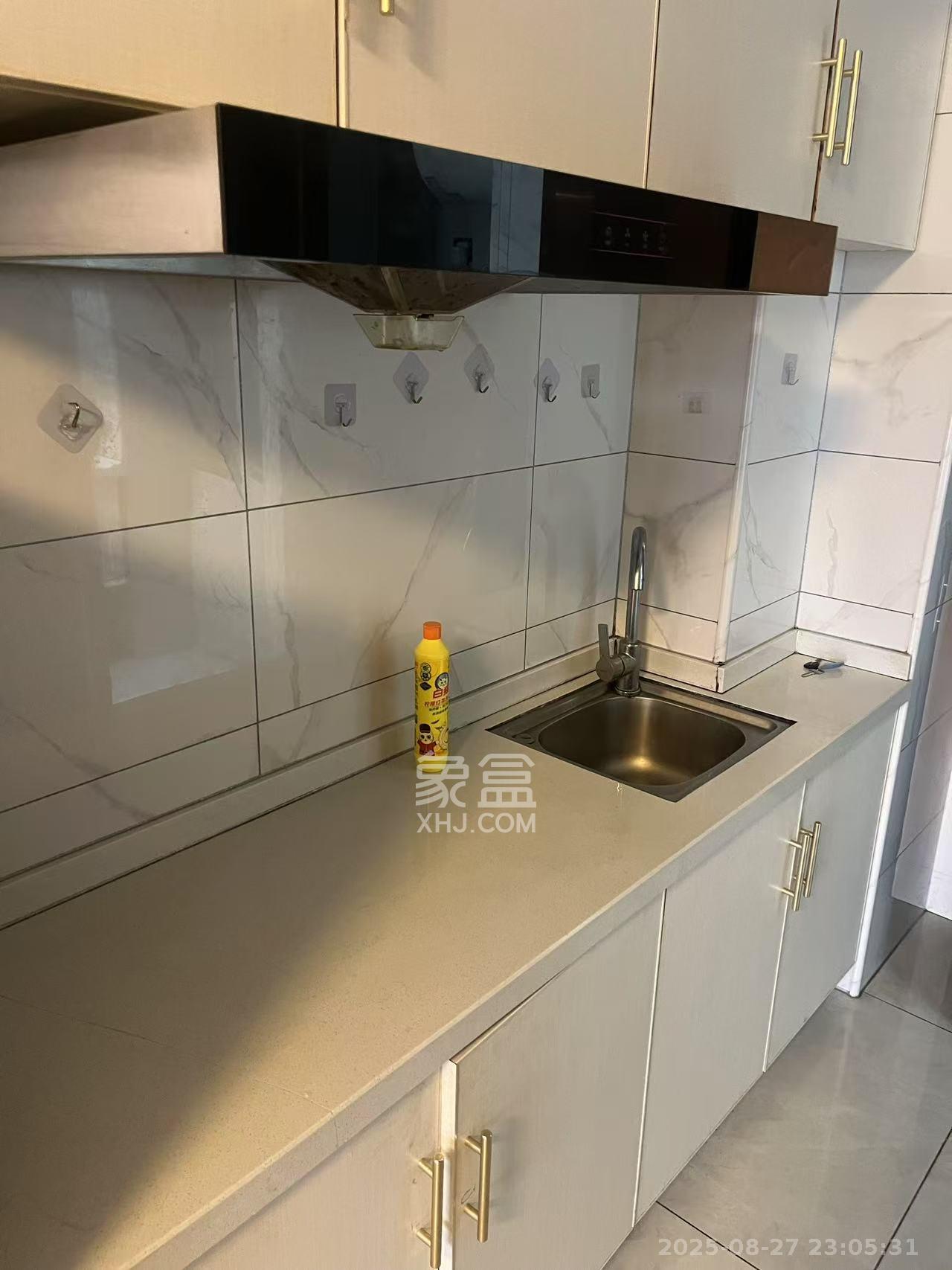 龙湖湘江星座(祺鑫星座公寓) 1室1厅1卫 1500.0元/月 龙湖湘江星座(祺鑫星座公寓) 1室1厅1卫 1500.0元/月室内图