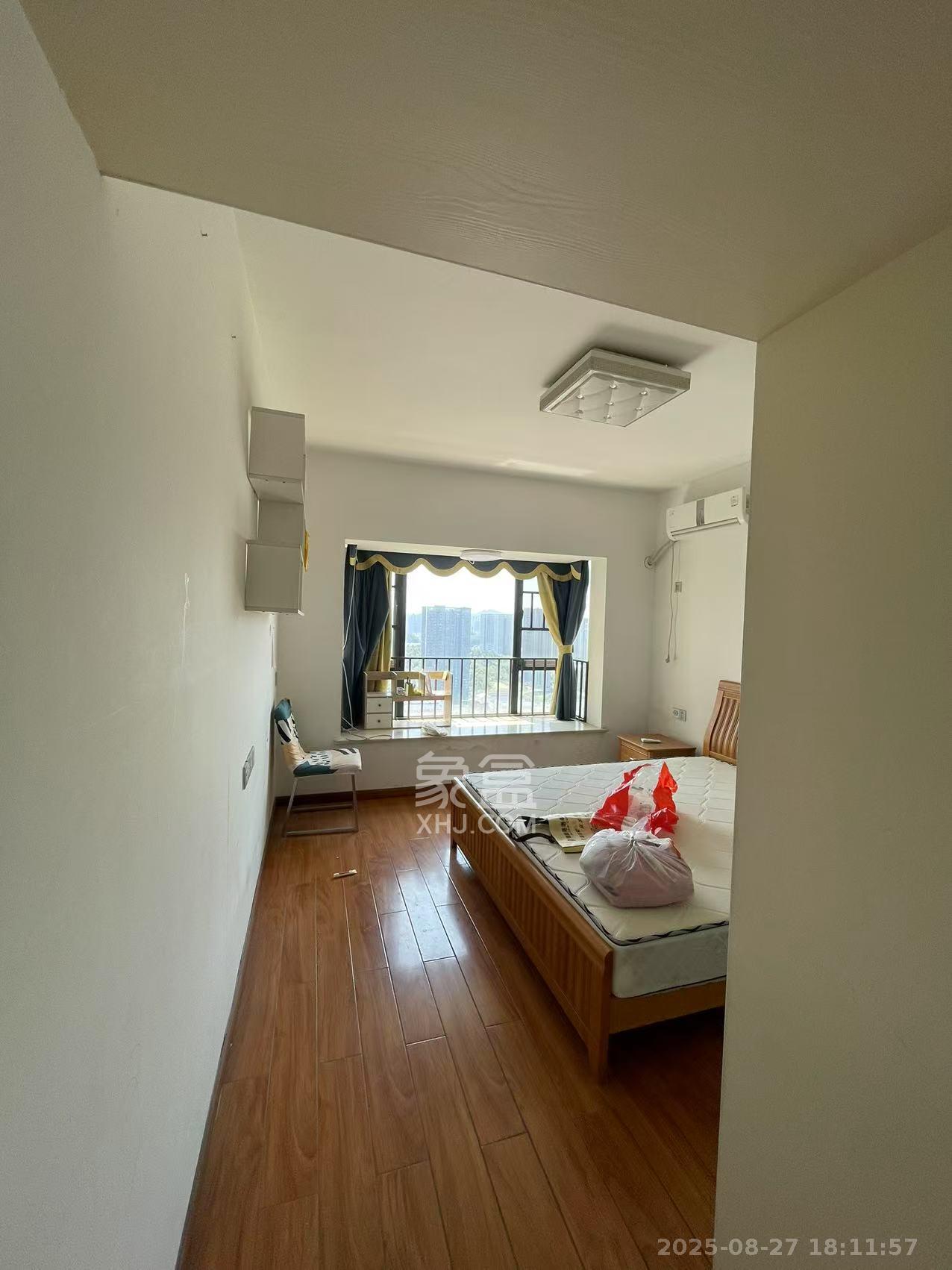 钰龙天下一期 3室2厅2卫 2800.0元/月 钰龙天下一期 3室2厅2卫 2800.0元/月室内图