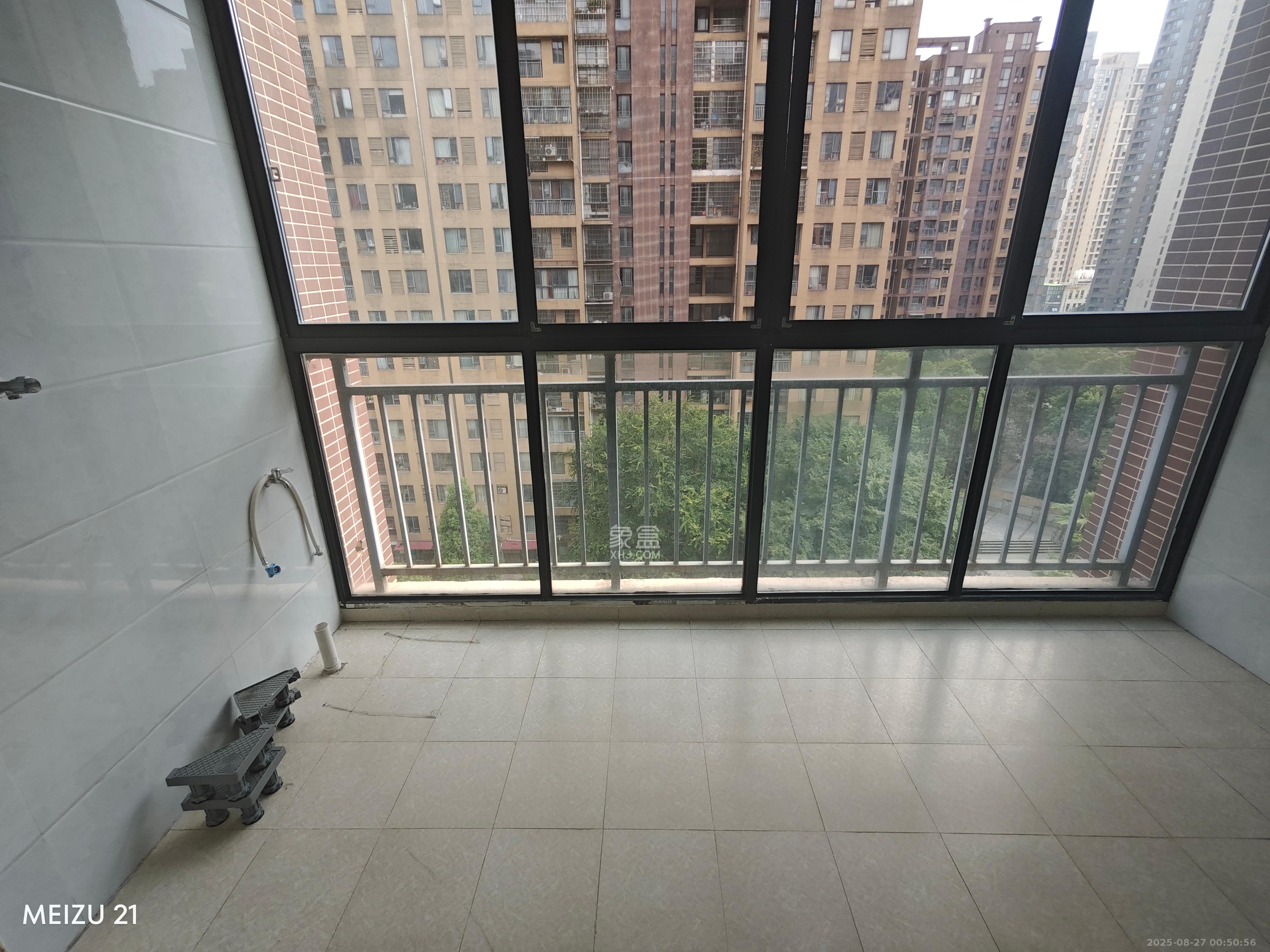 英祥春天  2室2厅1卫    2200.0元/月室内图