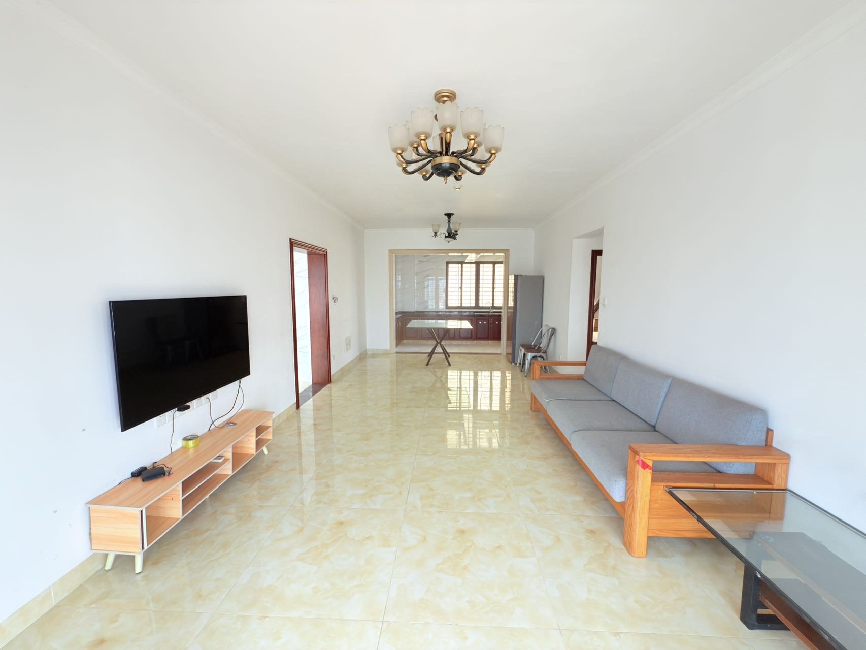 消防总队琼山住宅小区 3室2厅2卫 2800.0元/月 消防总队琼山住宅小区 3室2厅2卫 2800.0元/月室内图