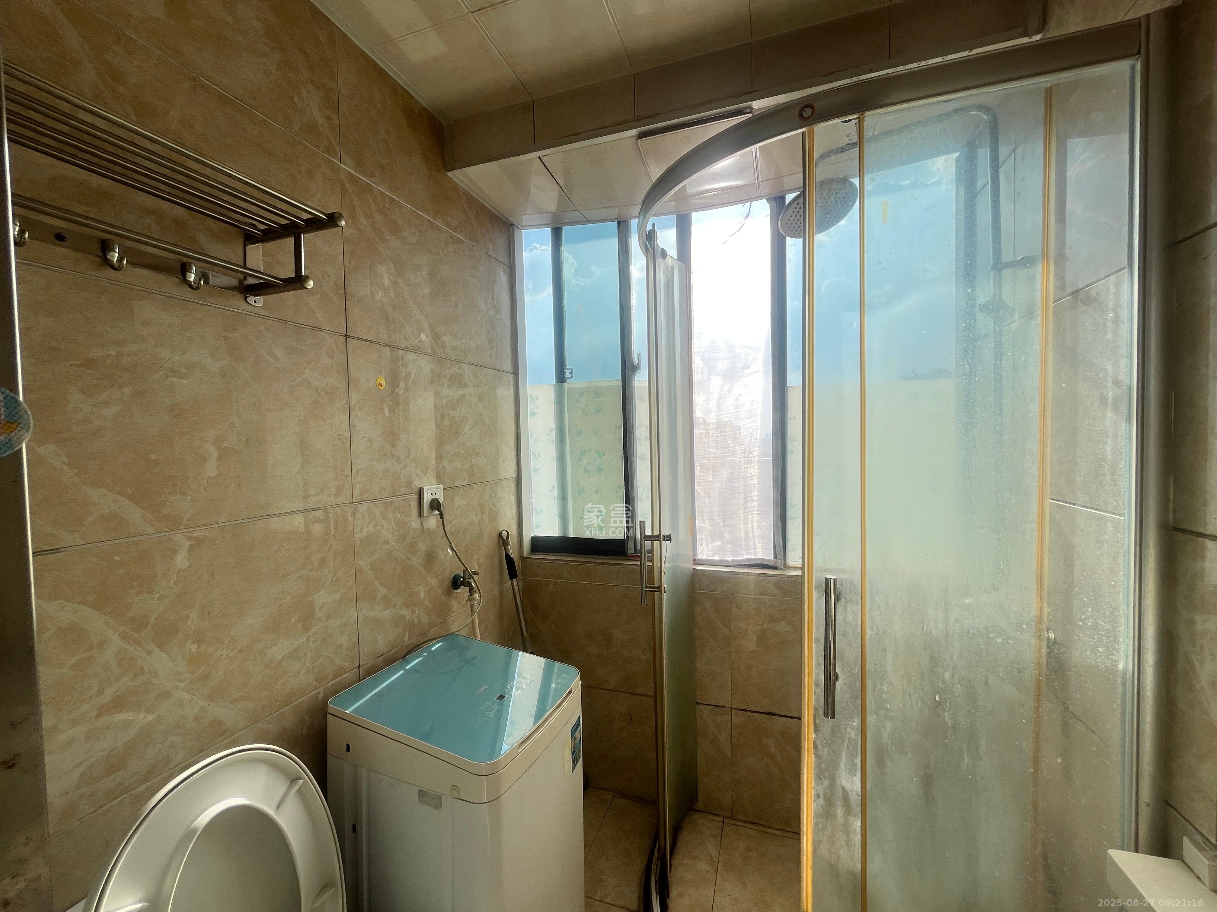 佐佑大厦  1室1厅1卫    900.0元/月 佐佑大厦  1室1厅1卫    900.0元/月室内图