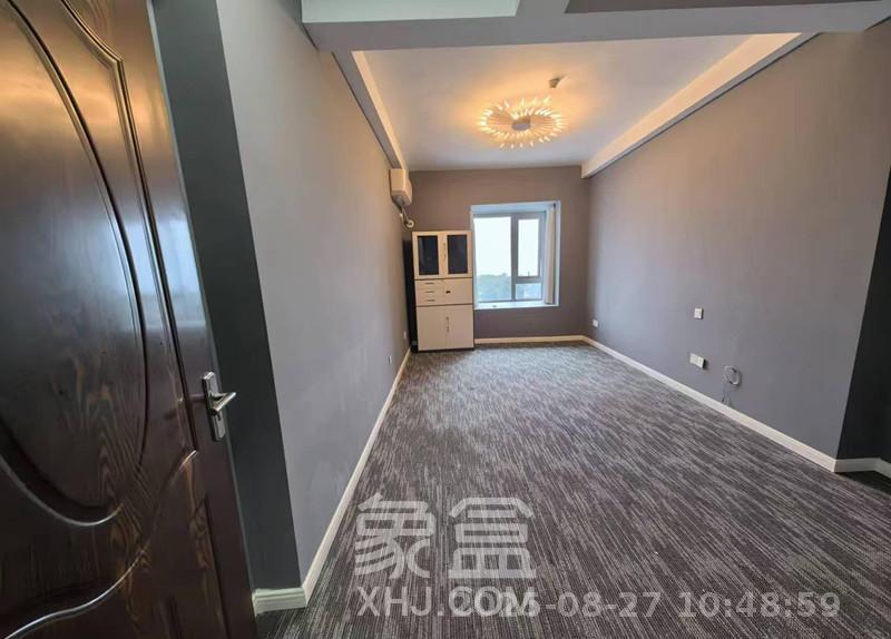 潮宗御苑 4室2厅2卫 6000.0元/月 潮宗御苑 4室2厅2卫 6000.0元/月室内图