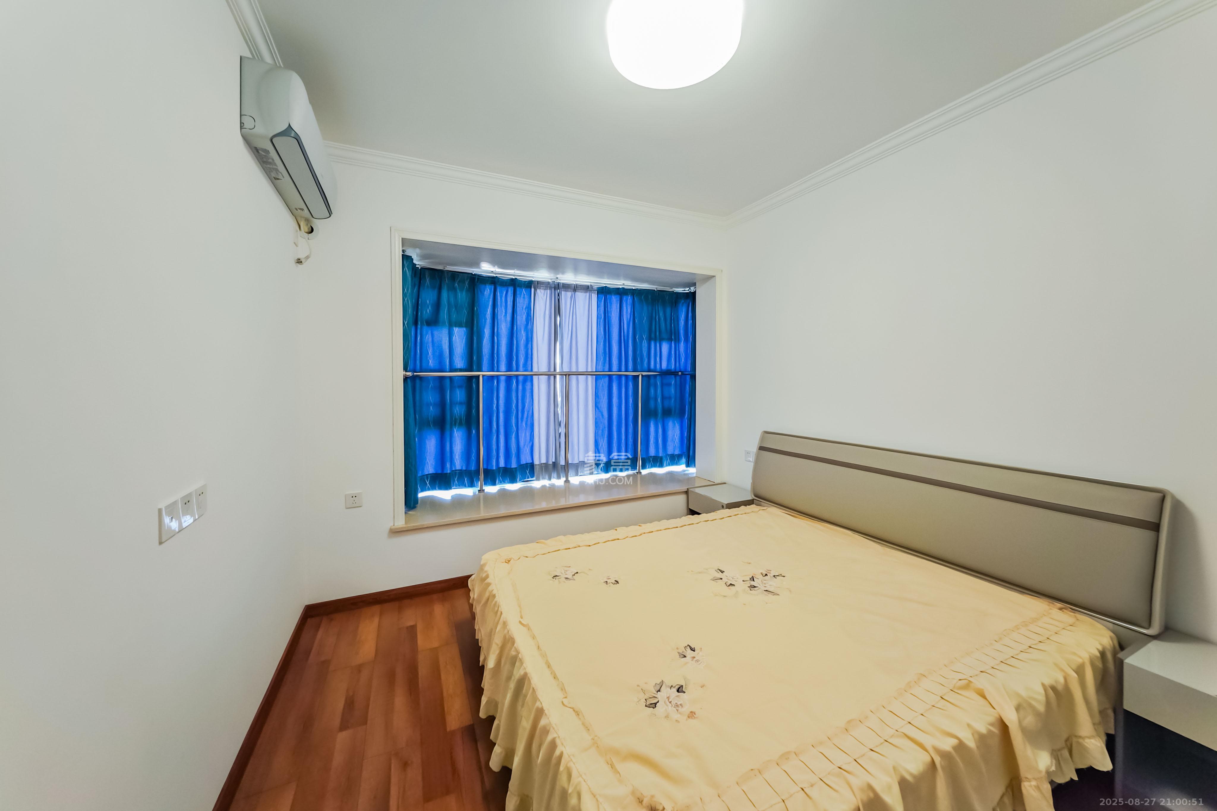 京武浪琴山一、二期 2室2厅1卫 140.0万 京武浪琴山一、二期 2室2厅1卫 140.0万卧室