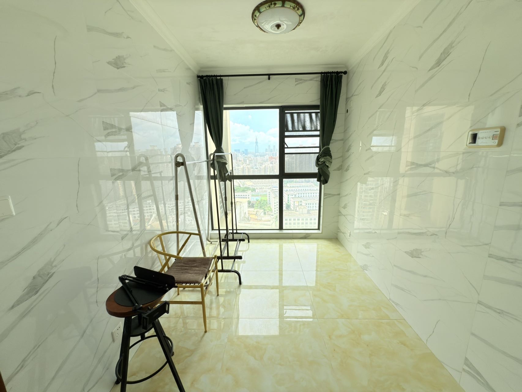 消防总队琼山住宅小区 3室2厅2卫 2800.0元/月 消防总队琼山住宅小区 3室2厅2卫 2800.0元/月室内图