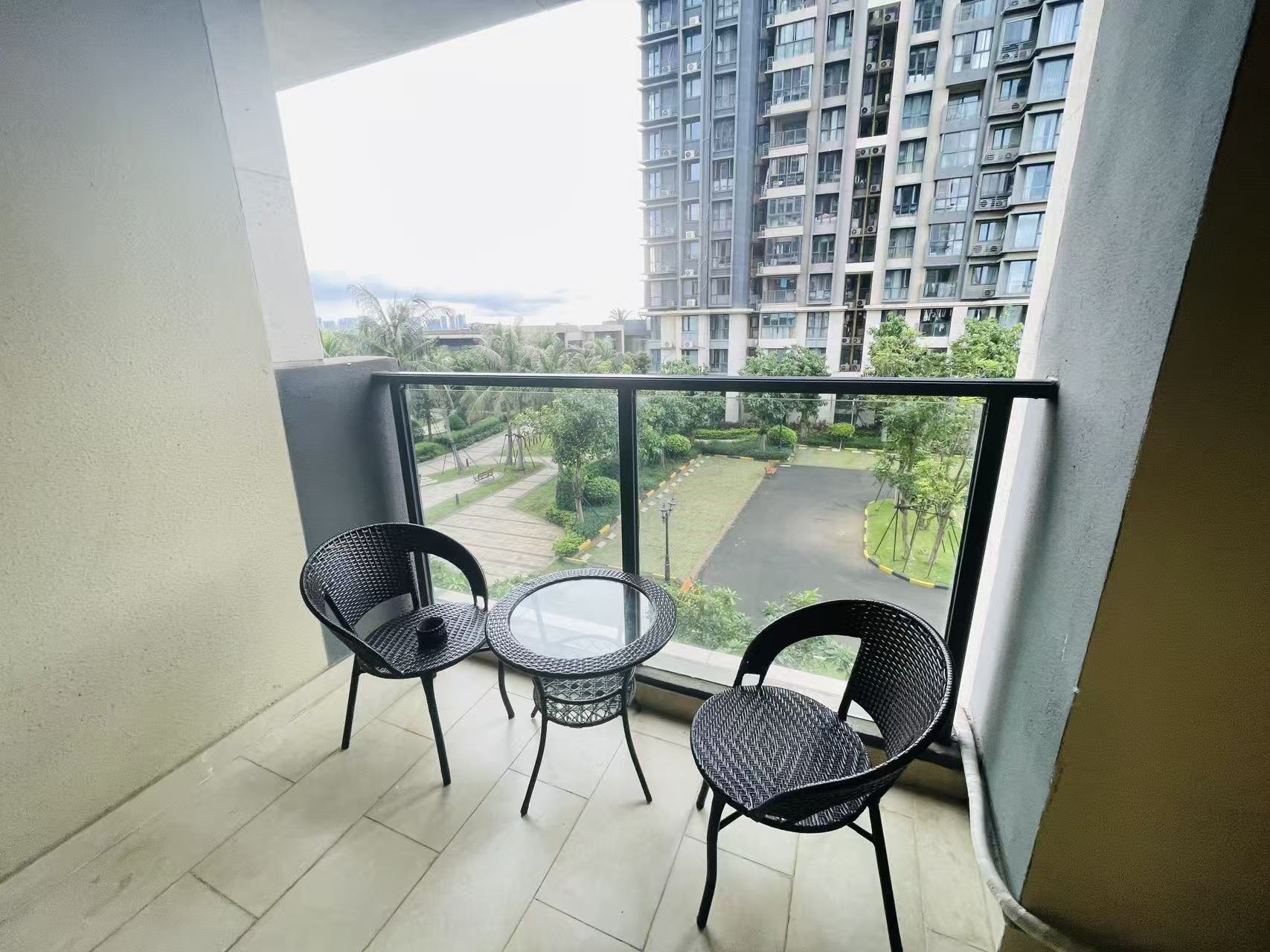 恒大美丽沙天寰湾 1室1厅1卫 2500.0元/月 恒大美丽沙天寰湾 1室1厅1卫 2500.0元/月室内图