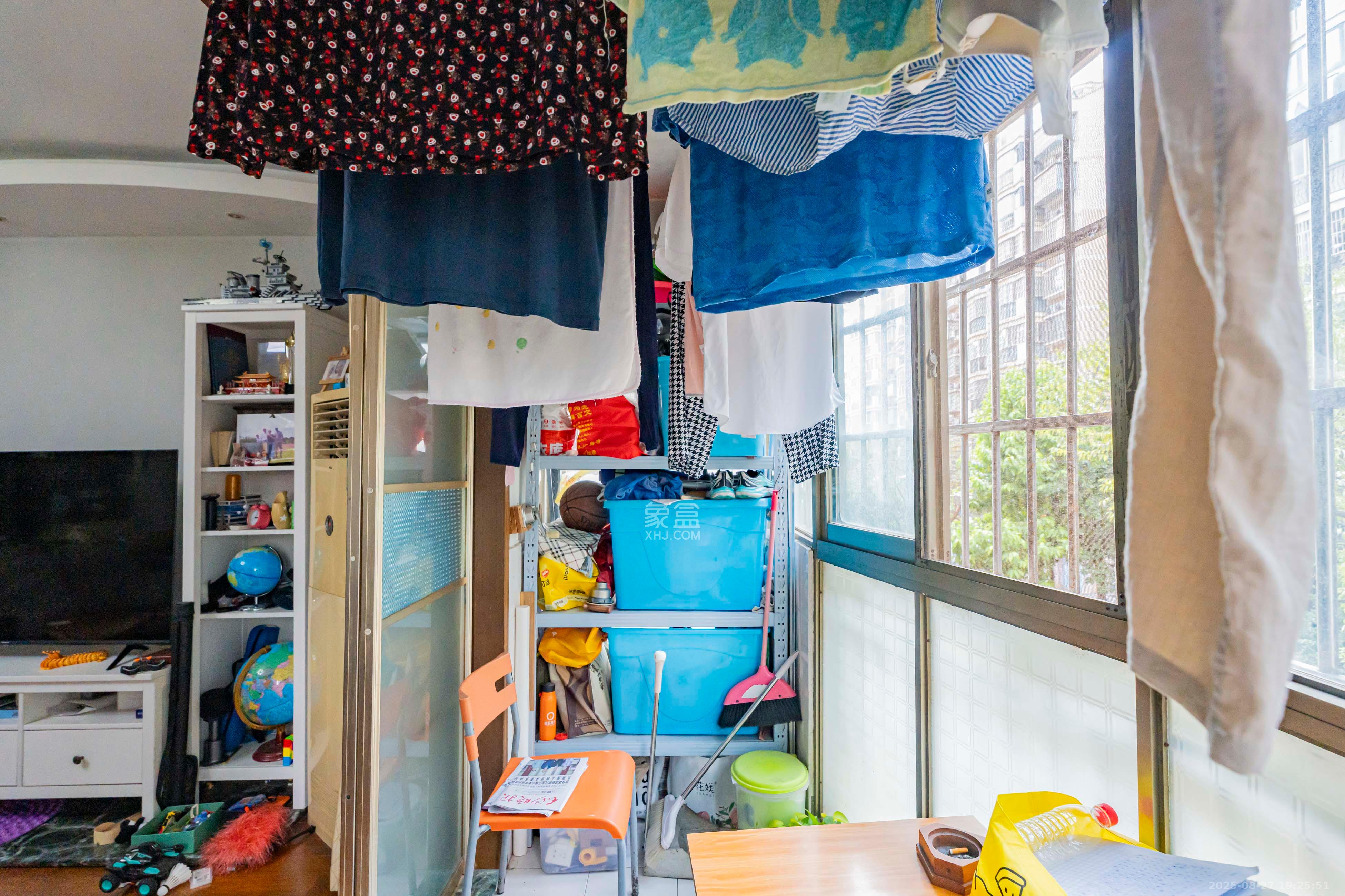 新家园  3室2厅1卫    70.0万 新家园  3室2厅1卫    70.0万阳台