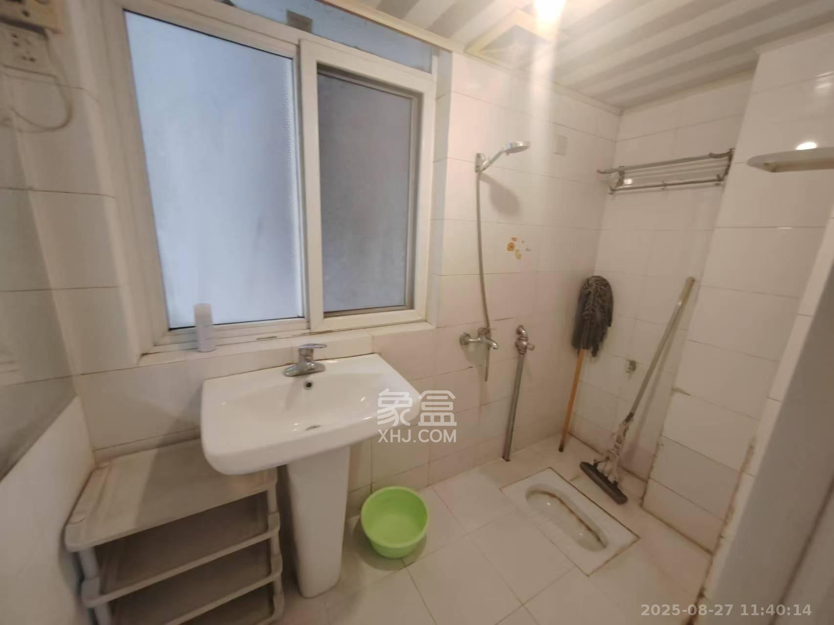 五一华府 2室1厅1卫 3000.0元/月 五一华府 2室1厅1卫 3000.0元/月室内图