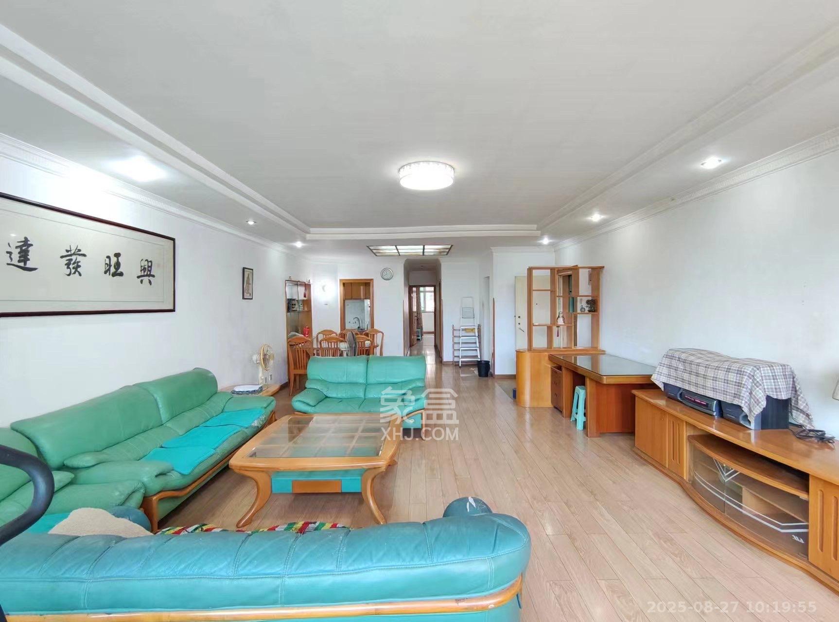 市建委宿舍  3室2厅2卫    2400.0元/月 市建委宿舍  3室2厅2卫    2400.0元/月