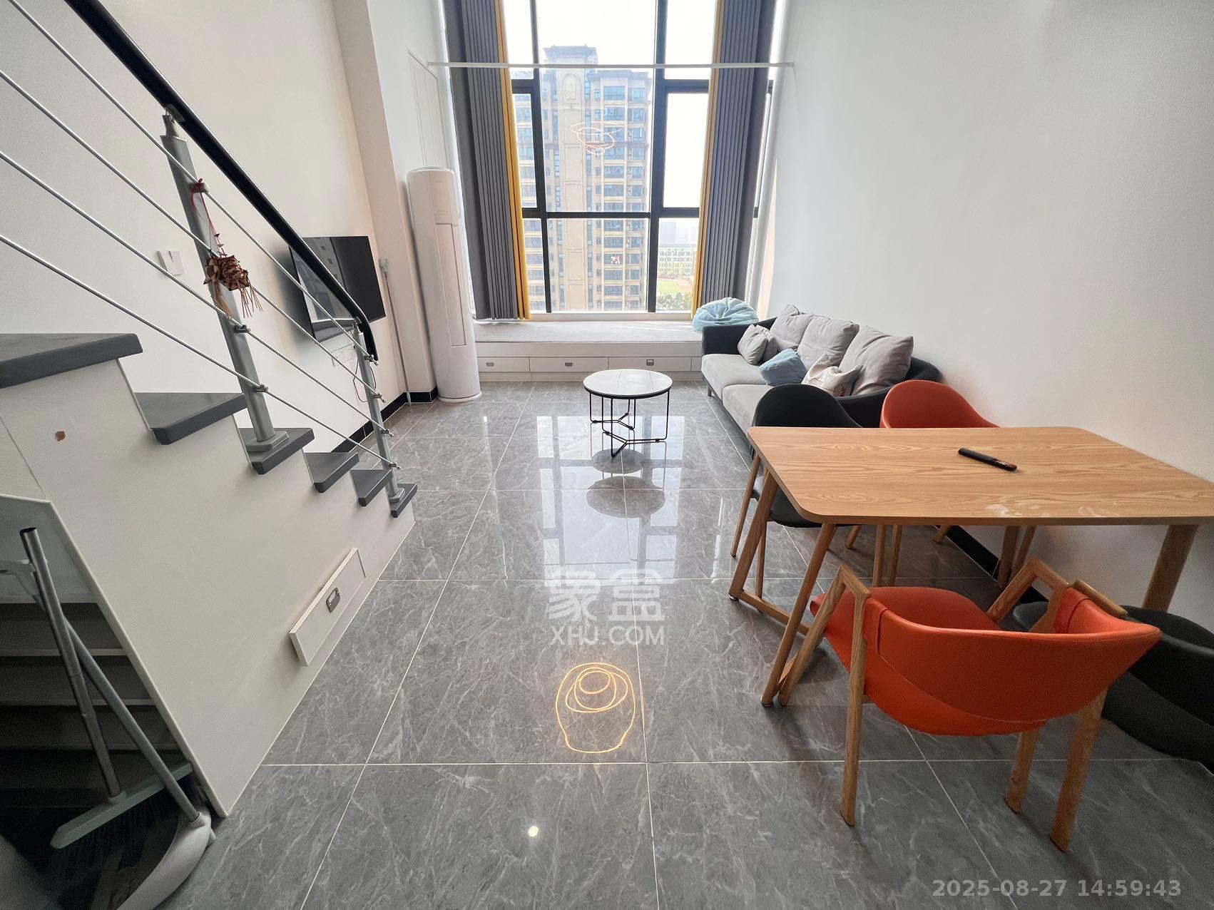 裕天国际商汇中心 1室1厅1卫 1600.0元/月 裕天国际商汇中心 1室1厅1卫 1600.0元/月室内图