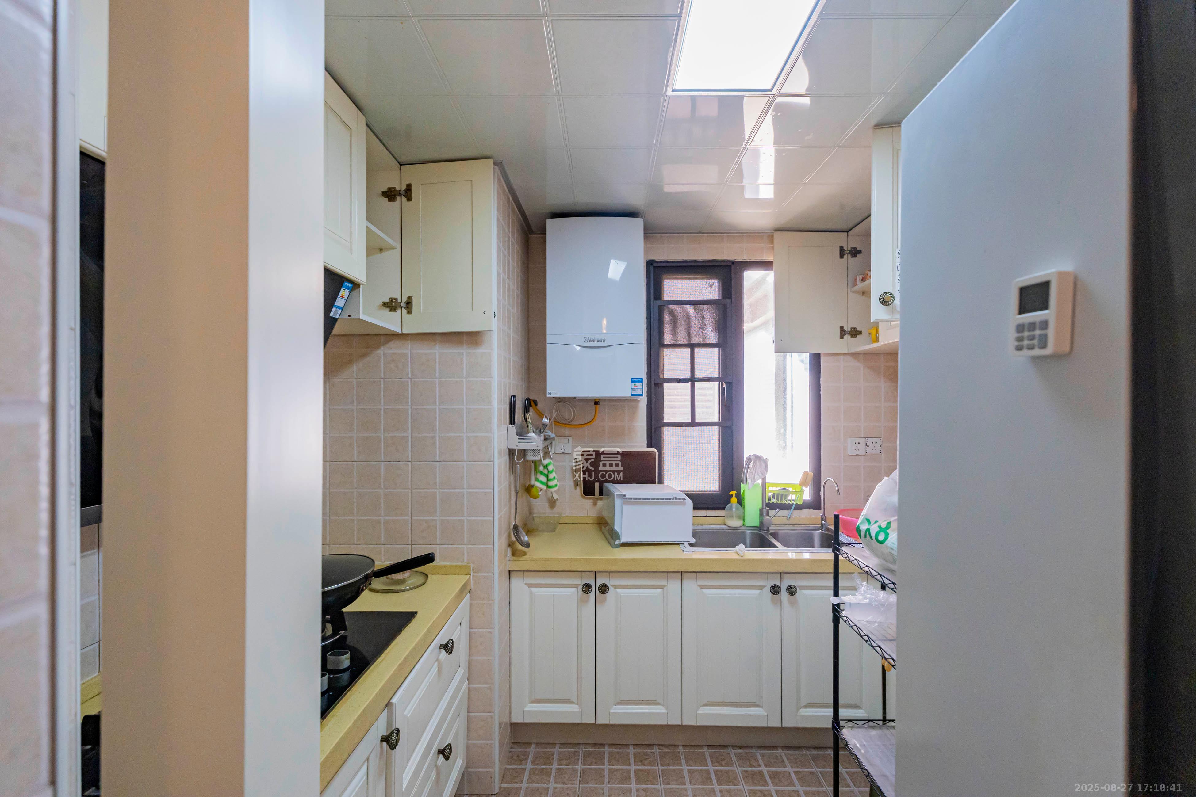 海洋半岛(月珑湾) 3室2厅1卫 2800.0元/月 海洋半岛(月珑湾) 3室2厅1卫 2800.0元/月室内图