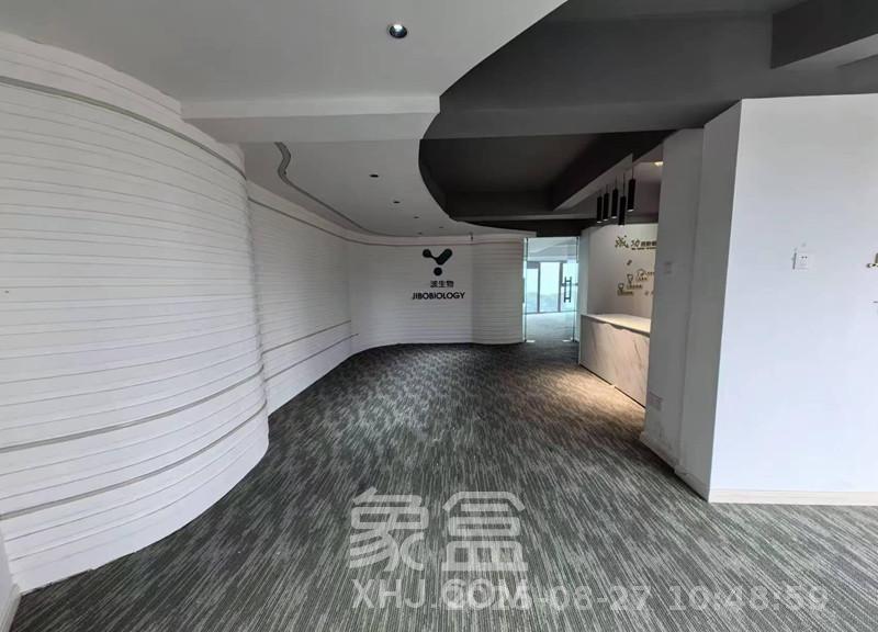 潮宗御苑 4室2厅2卫 6000.0元/月 潮宗御苑 4室2厅2卫 6000.0元/月室内图