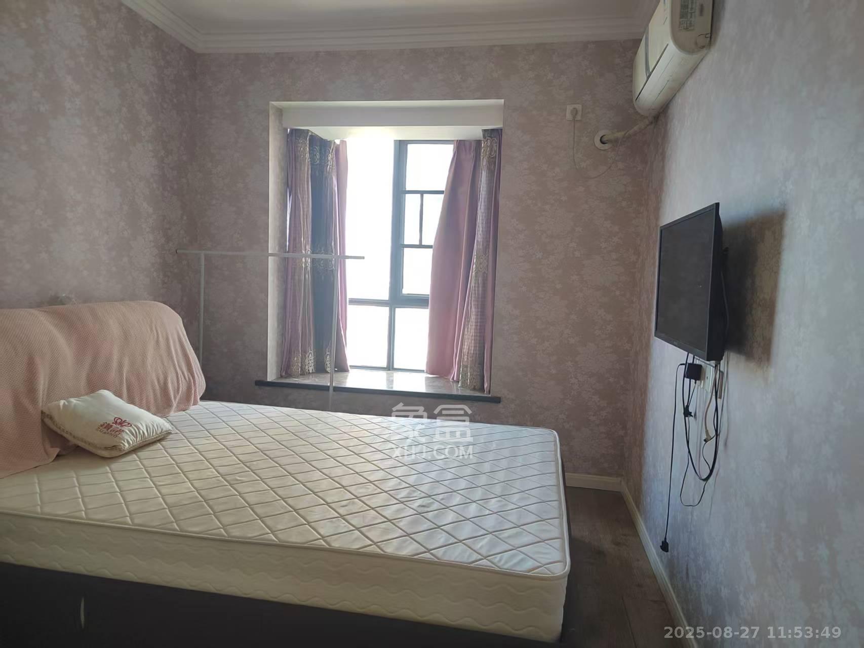 标志浪漫满屋(枫景公寓) 3室2厅2卫 2500.0元/月 标志浪漫满屋(枫景公寓) 3室2厅2卫 2500.0元/月室内图